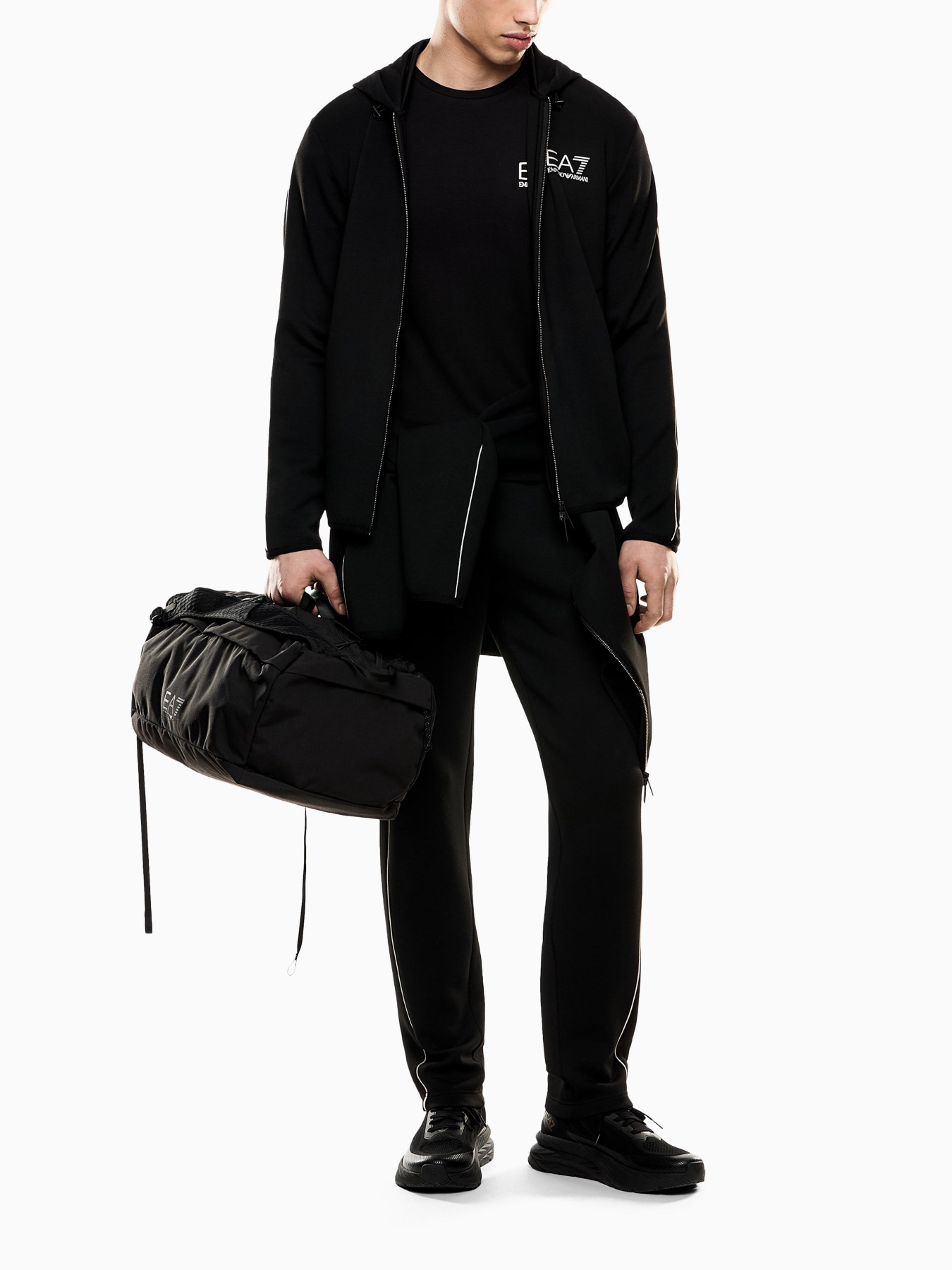 Лонгслів EA7 модель 7M000668-AF13739-UC001 Фото