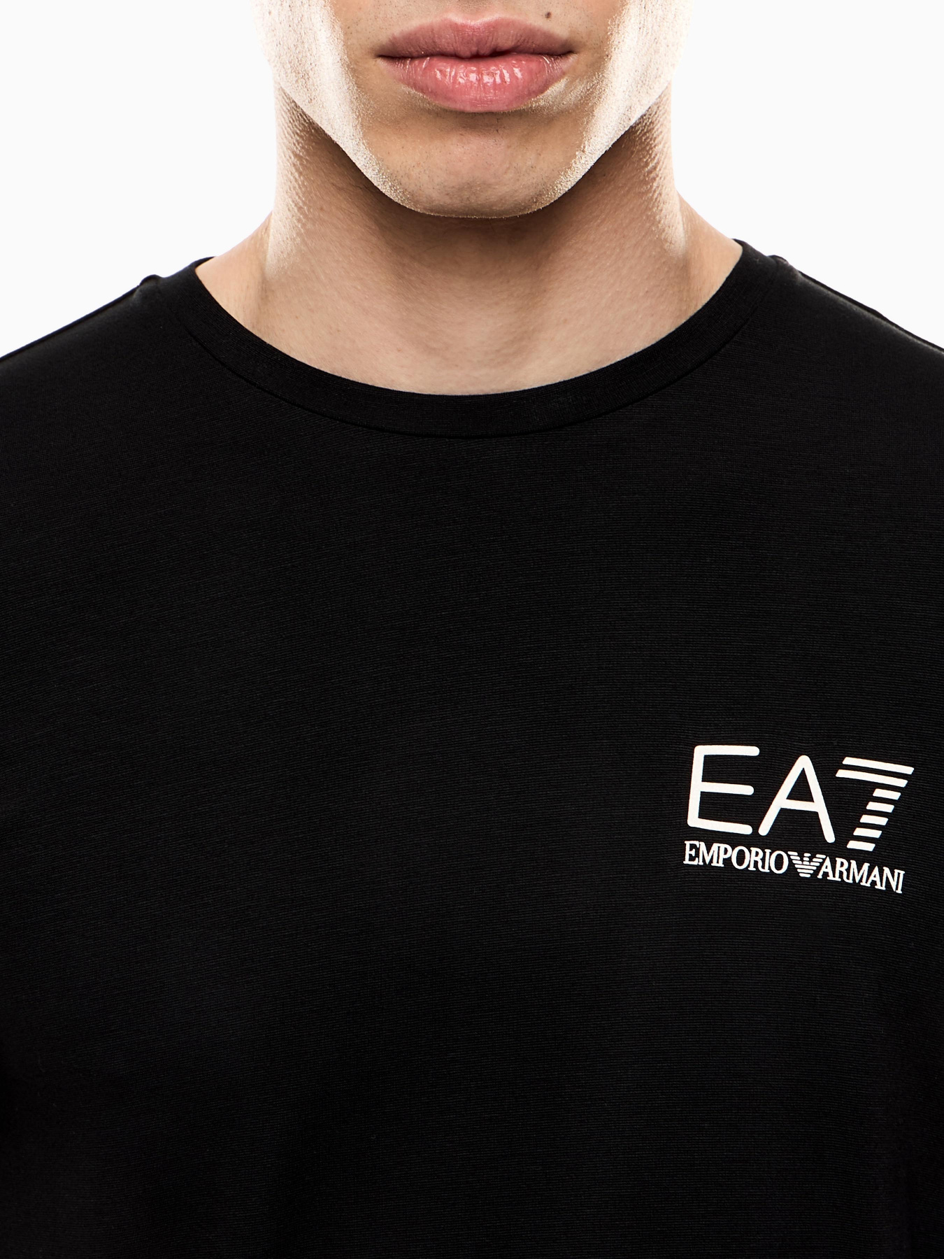 Лонгслів EA7 модель 7M000668-AF13739-UC001 Фото