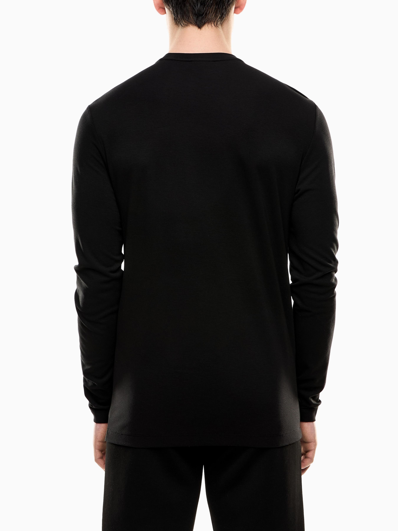 Лонгслів EA7 модель 7M000668-AF13739-UC001 Фото