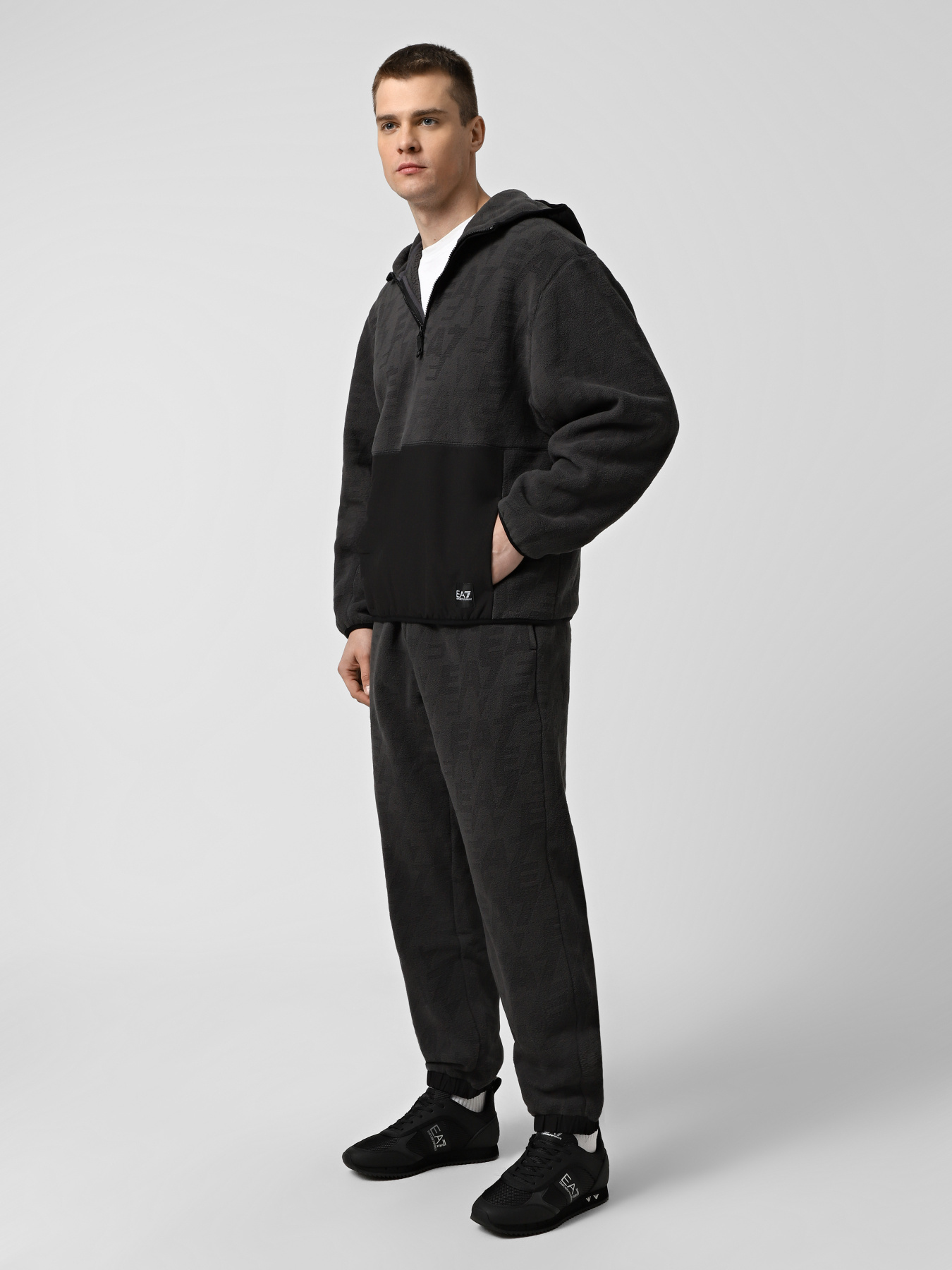 Світшот EA7 модель 7M000982-AF16804-U8117 Світшот EA7 модель 7M000982-AF16804-U8117 Фото