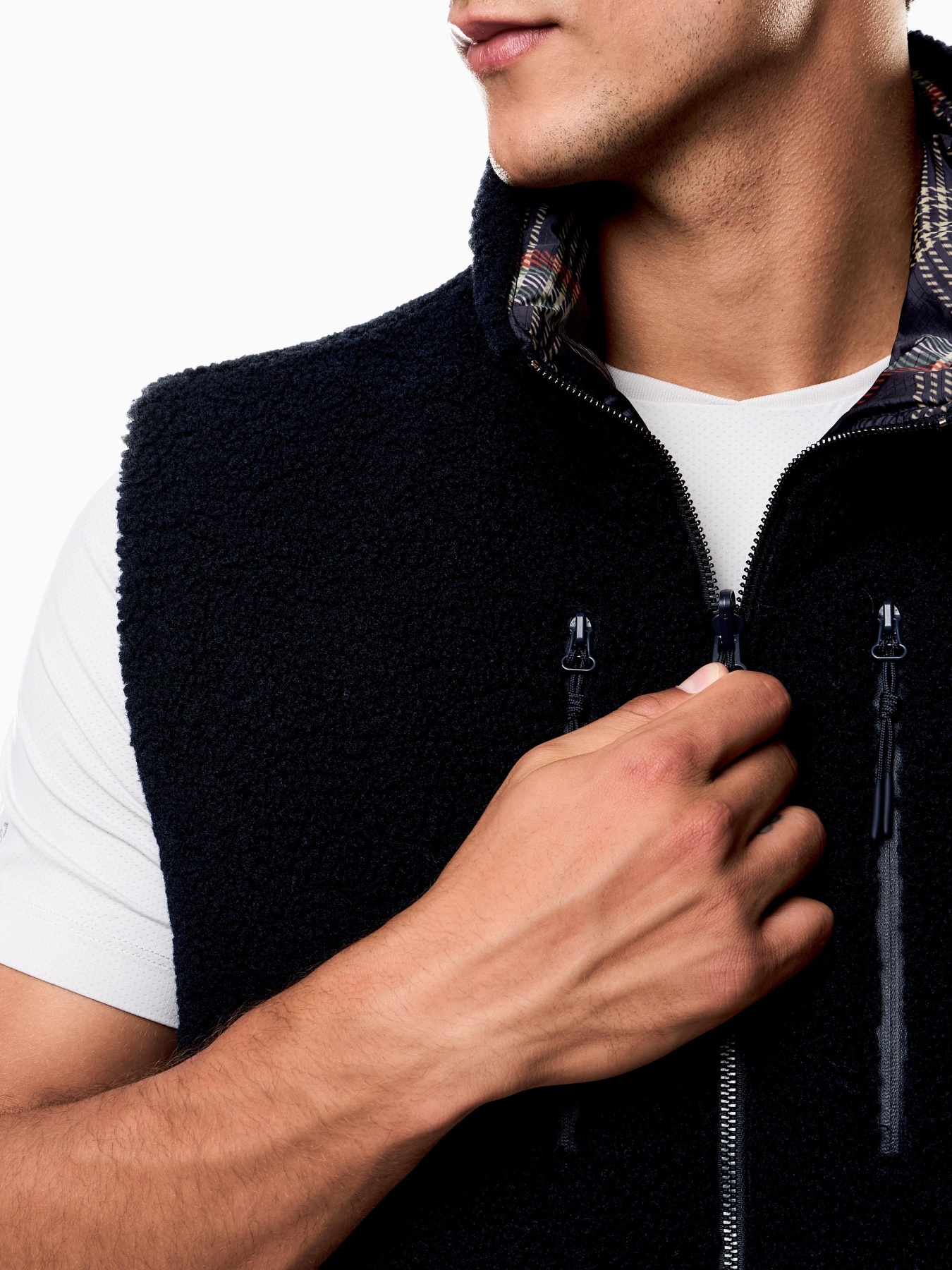 Жилет EA7 модель 7M000931-AF17399-MB356 Фото