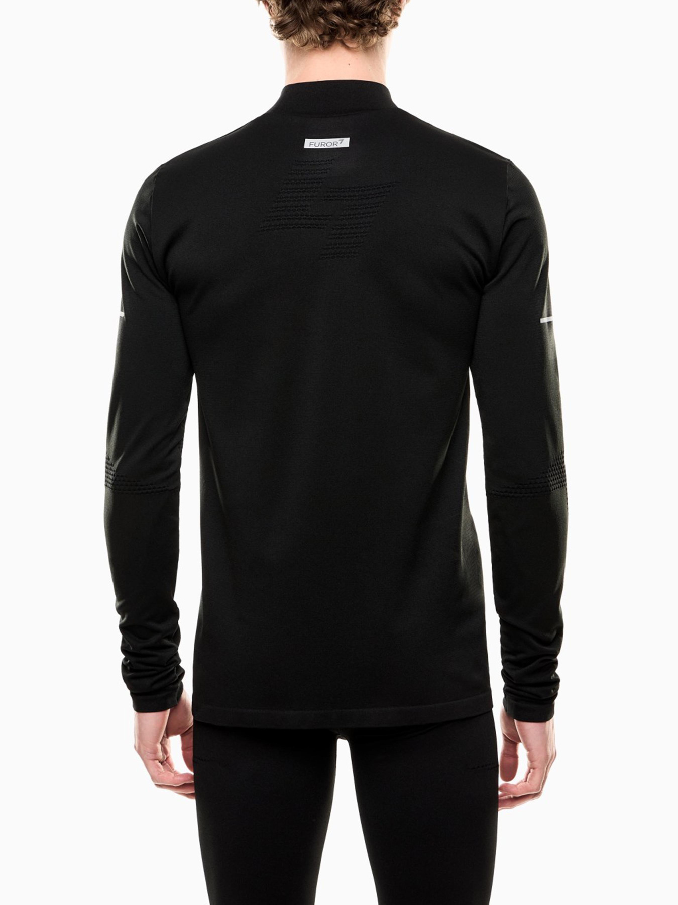 Лонгслів EA7 модель 7M000651-AF17765-UC001 Фото