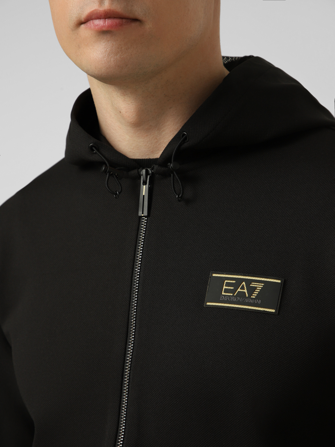 EA7 7M001335-AF16658-UC001 модель 7M001335-AF16658-UC001 Фото