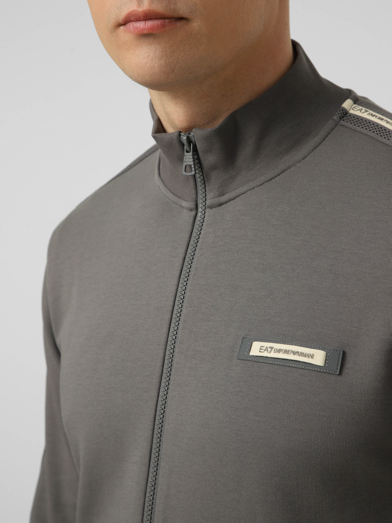 EA7 модель 7M001479-AF12660-U8086 Фото