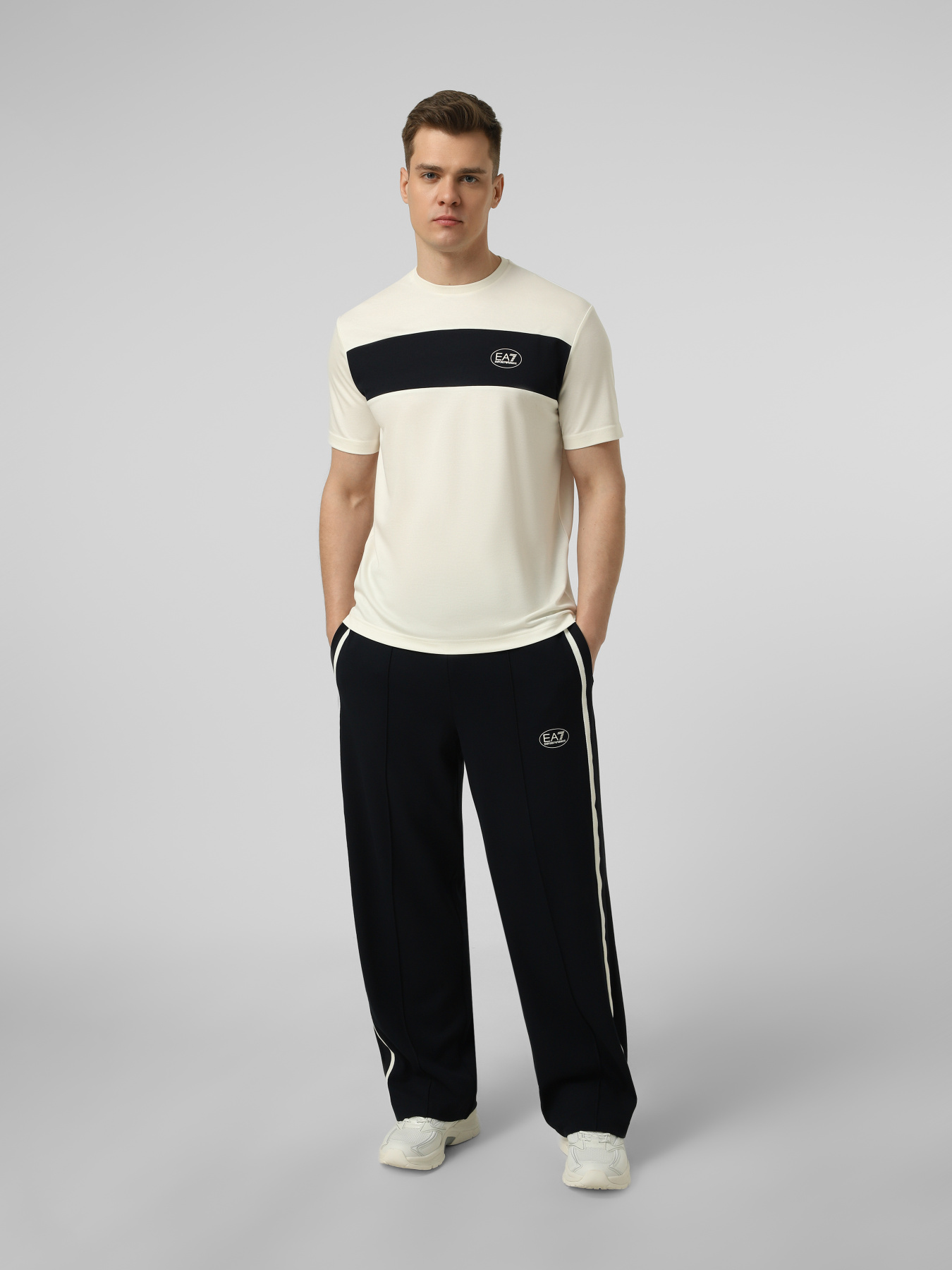 EA7 7M001547-AF13862-U0004 модель 7M001547-AF13862-U0004 Фото