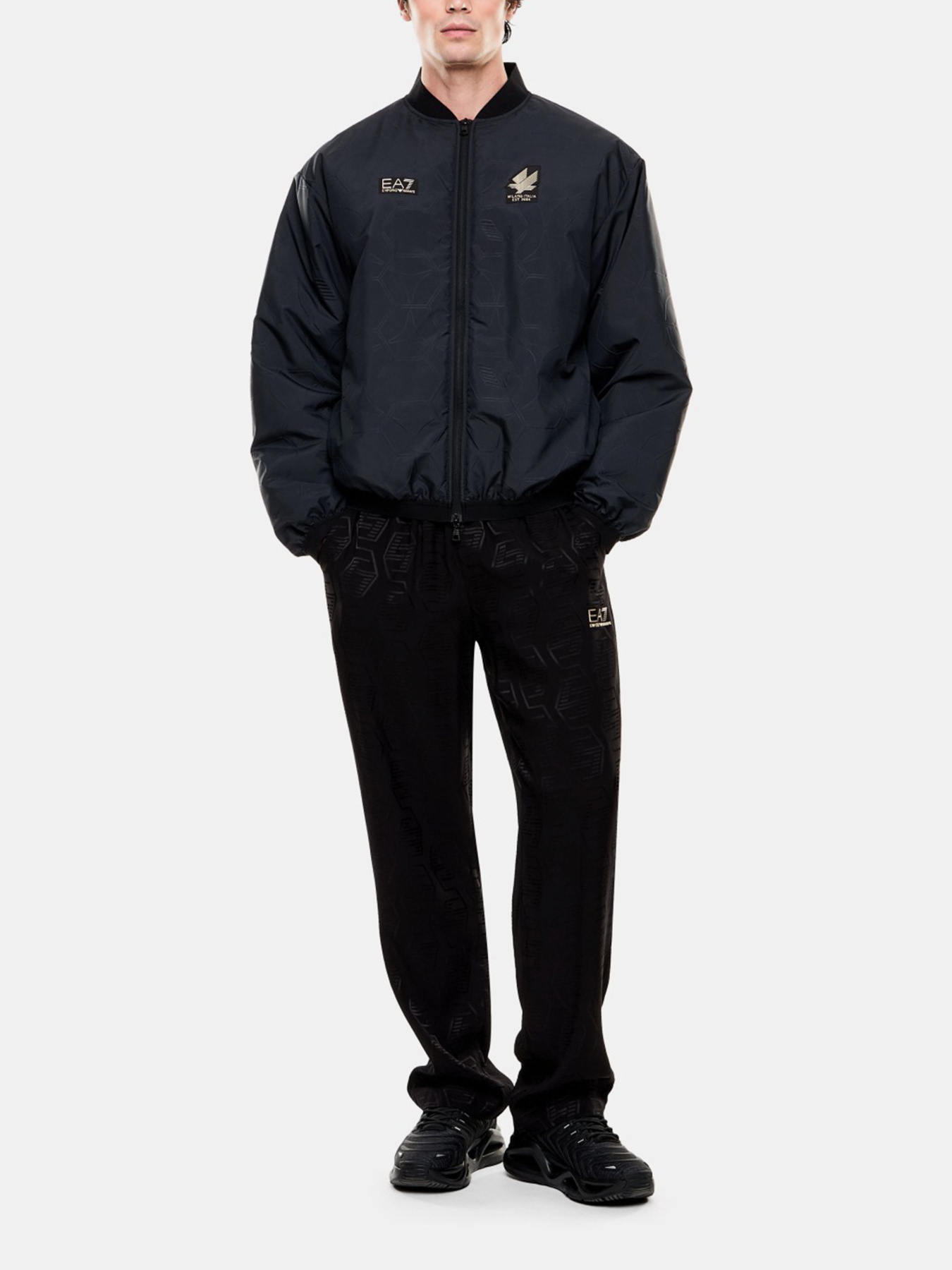 EA7 модель 7M001786-AF22301-UC001 EA7 модель 7M001786-AF22301-UC001 Фото