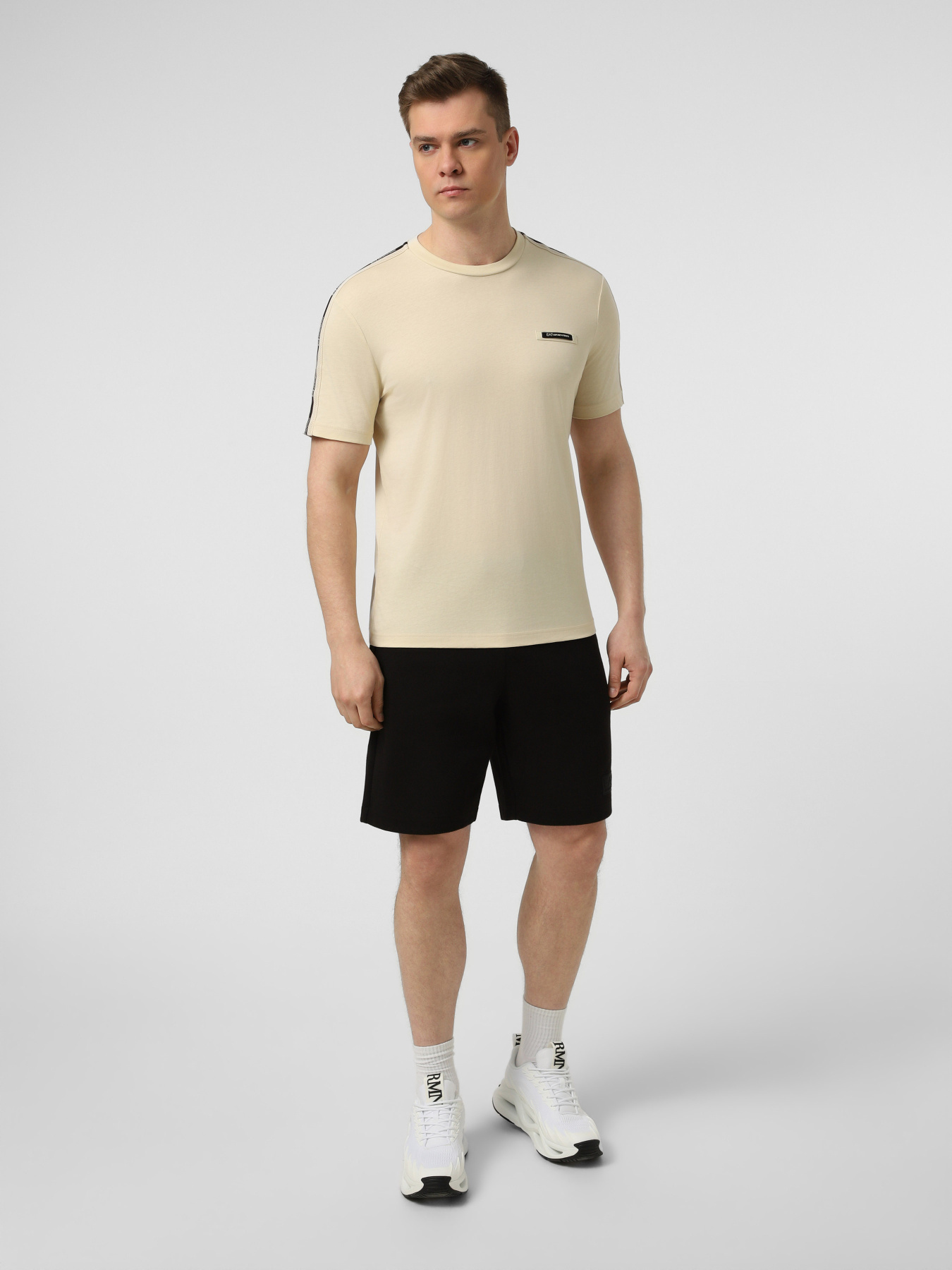 Шорты EA7 модель 7M001365-AF22262-UC001 Фото