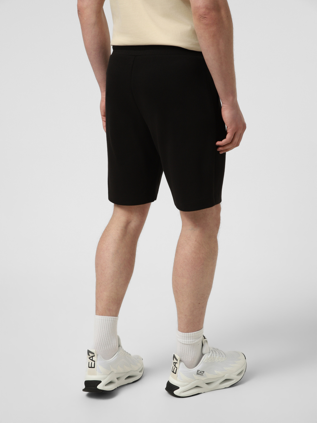 Шорты EA7 модель 7M001365-AF22262-UC001 Фото