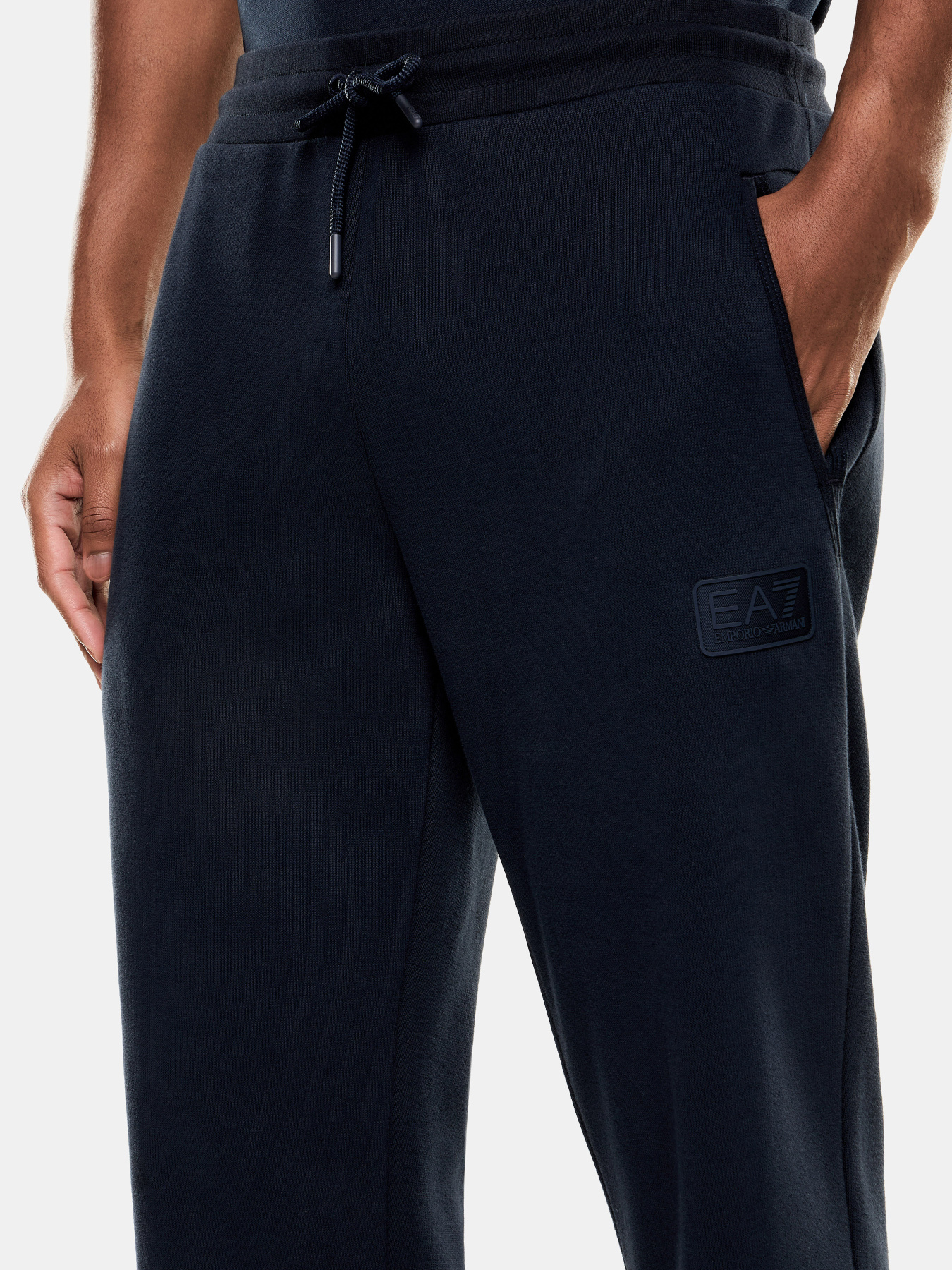 EA7 7M001366-AF22262-UB102 модель 7M001366-AF22262-UB102 EA7 7M001366-AF22262-UB102 модель 7M001366-AF22262-UB102 Фото