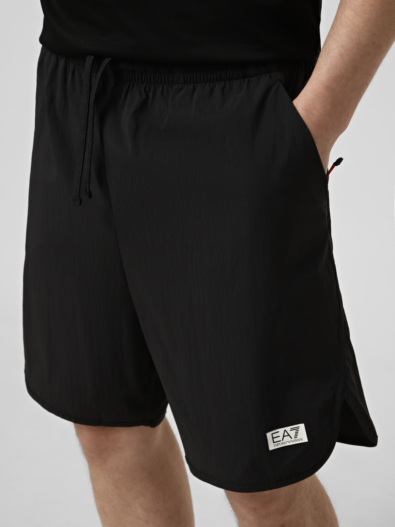 Шорты EA7 модель 7M001378-AF21306-UC001 Фото