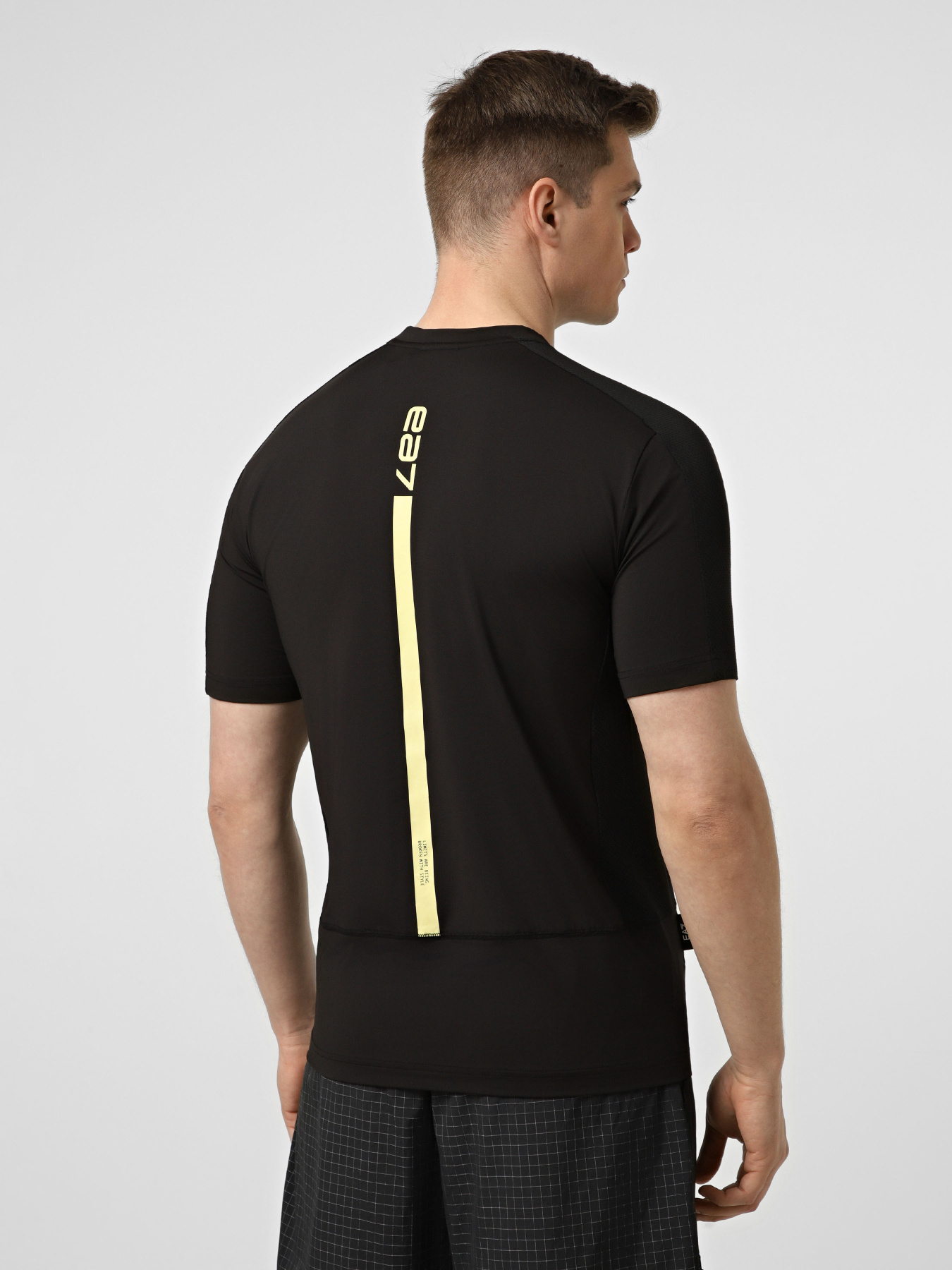 Футболки і поло EA7 модель 7M001503-AF18476-UC001 Фото