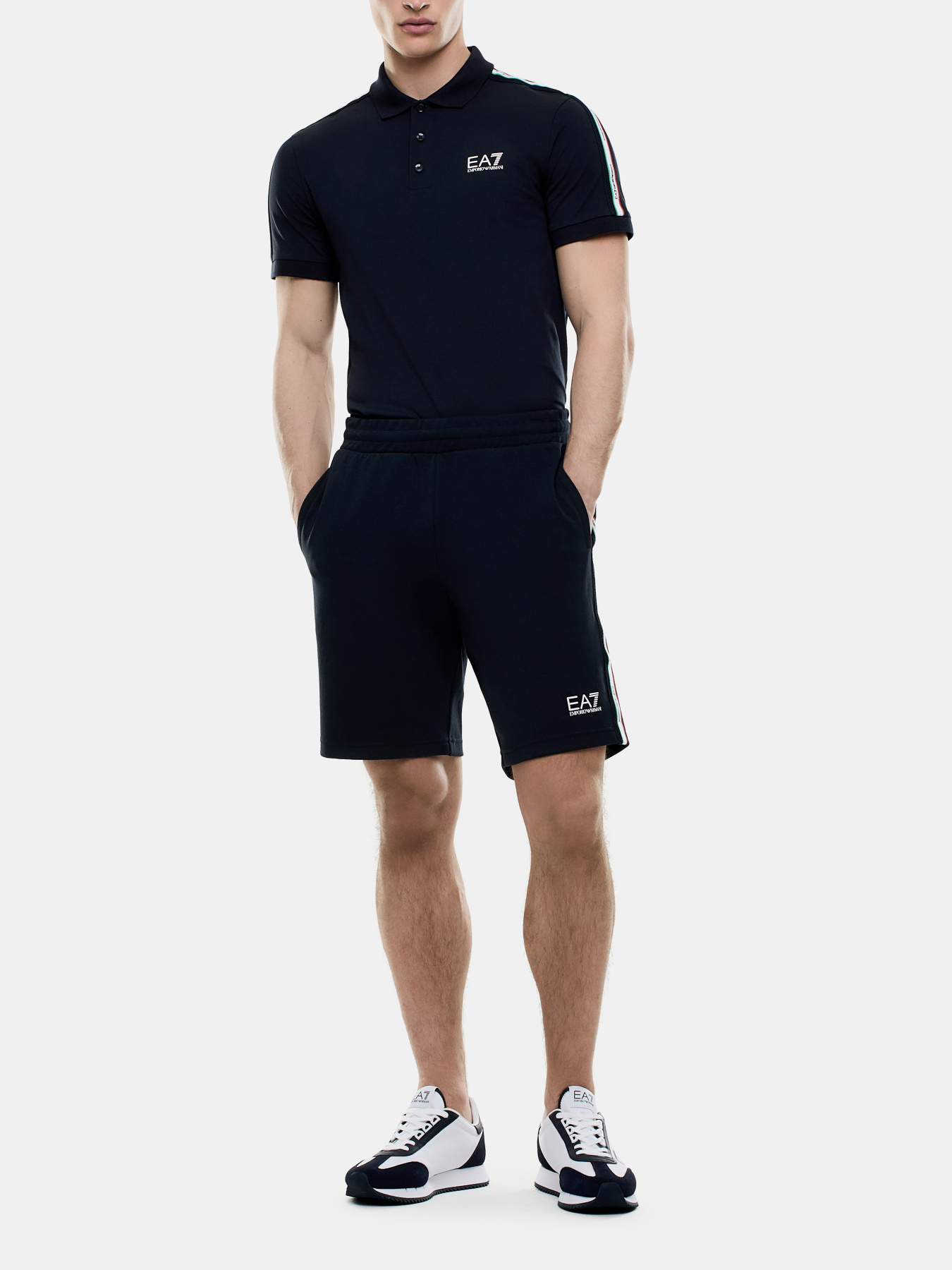 Шорты EA7 модель 7M001865-AF12660-UB102 Фото
