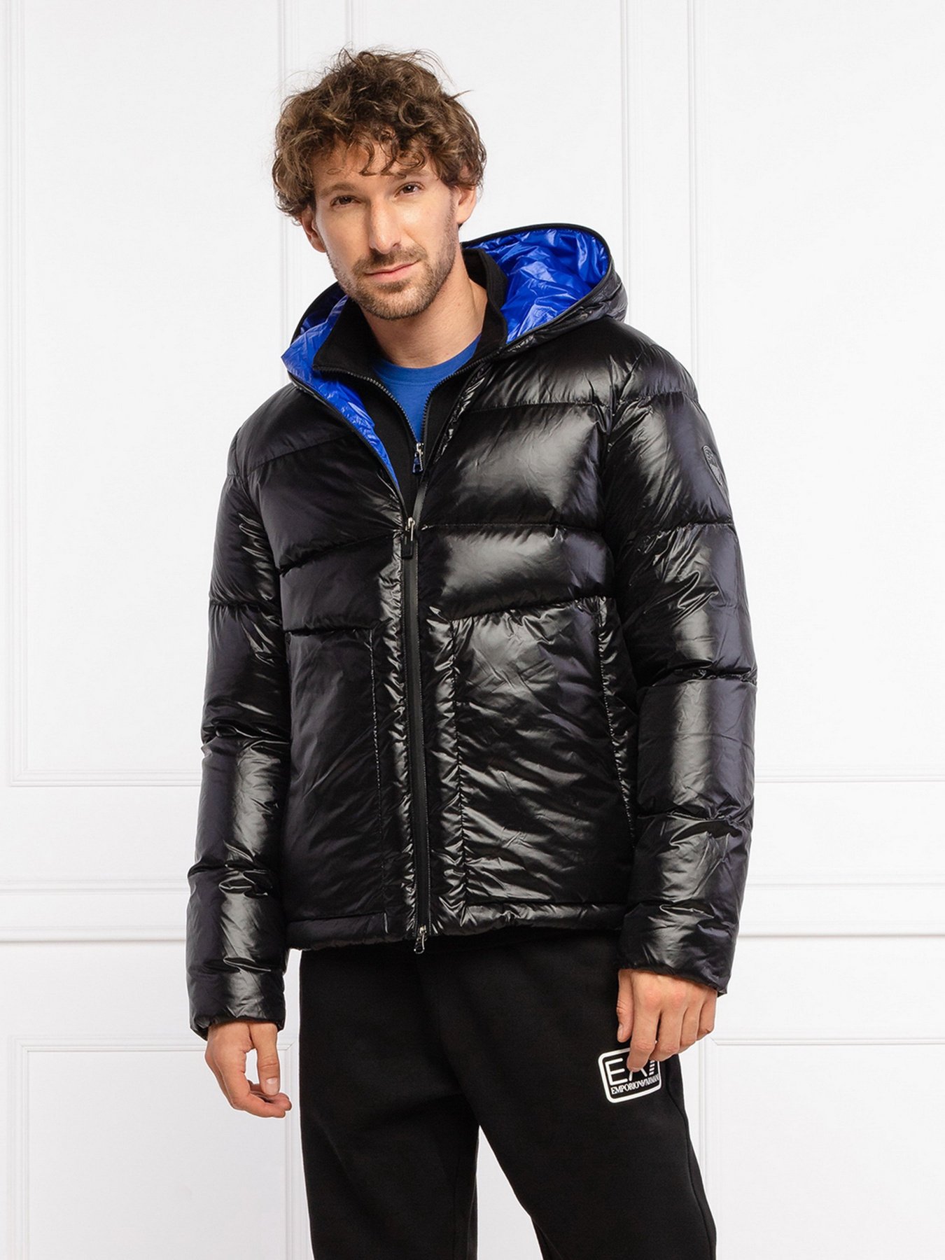 Пуховик EA7 модель 6KPB15-PN2MZ-1200 Пуховик EA7 модель 6KPB15-PN2MZ-1200 Фото