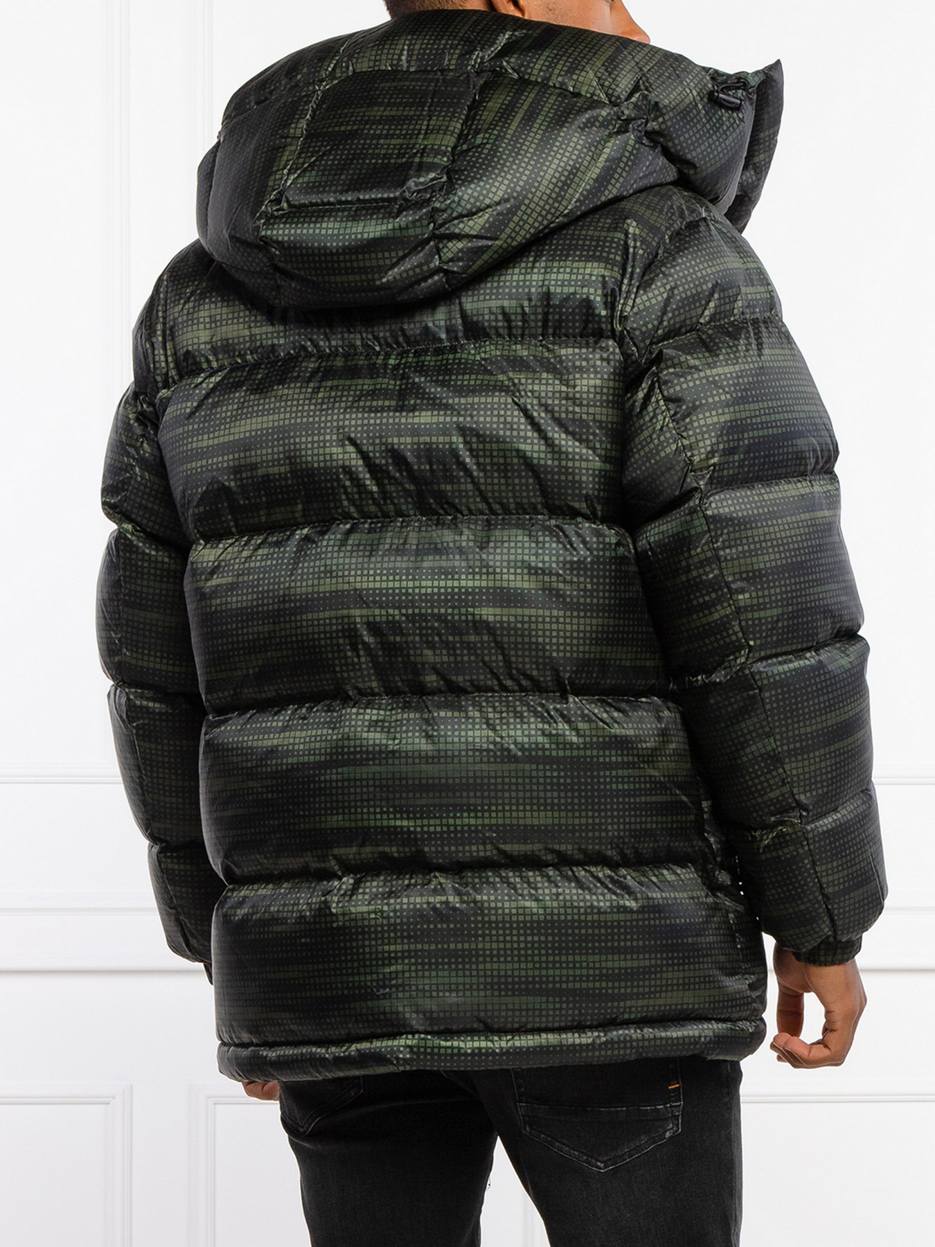 Пуховик EA7 модель 6KPB33-PN1MZ-2816 Фото