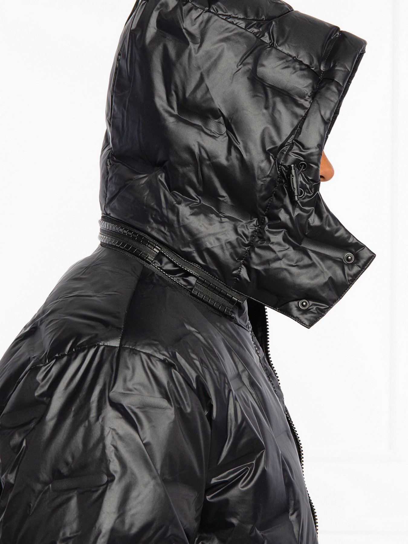 Пуховик EA7 модель 6KPB64-PN8MZ-1200 Фото