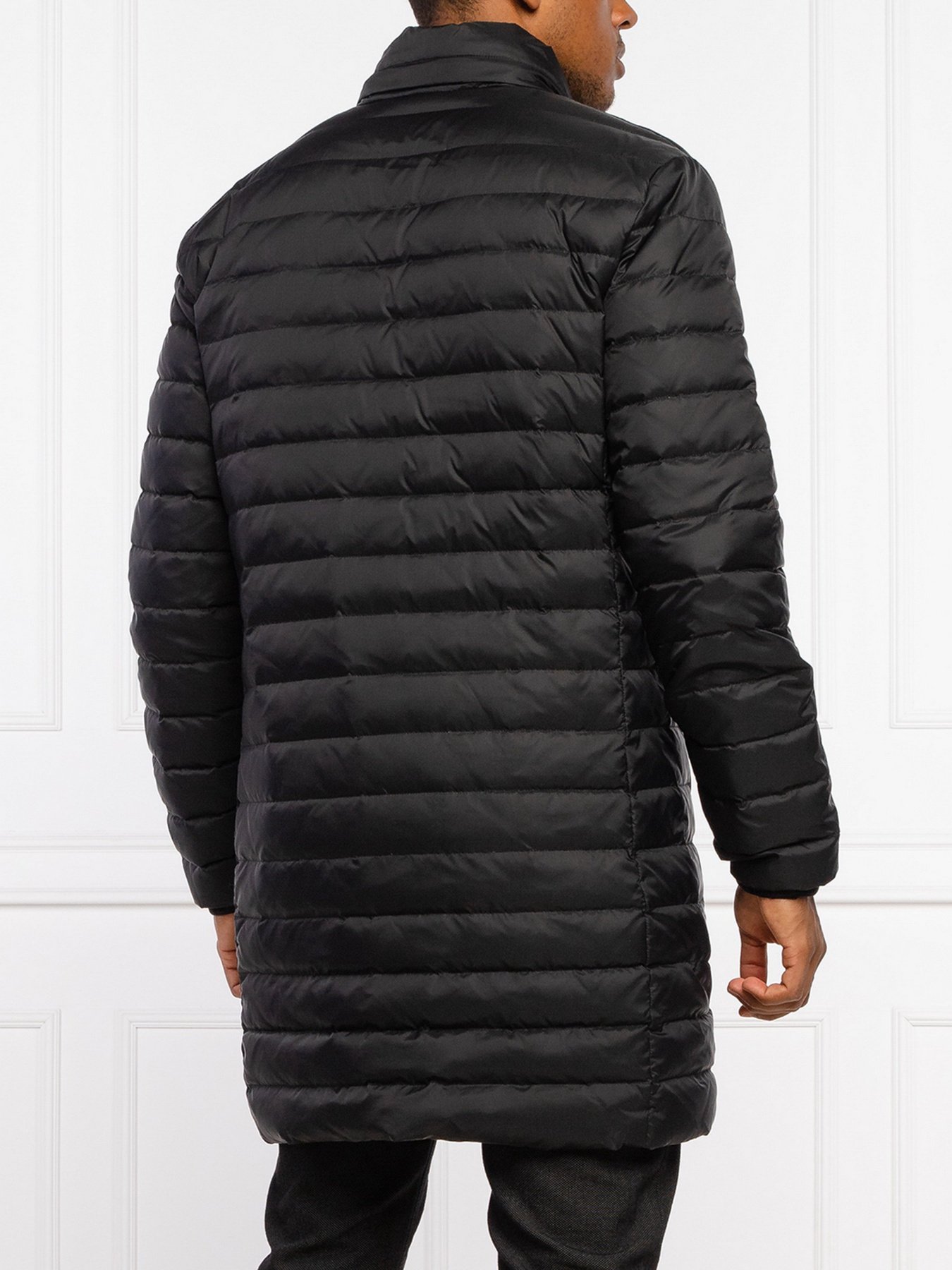 Пуховик EA7 модель 6KPK12-PNR4Z-1200 Фото