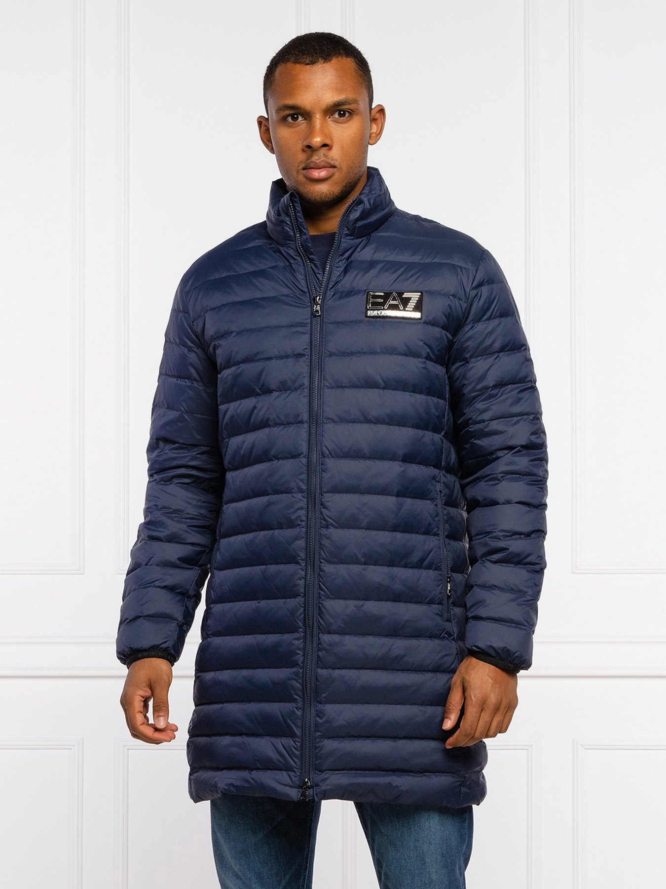 Пуховик EA7 модель 6KPK12-PNR4Z-1554 Пуховик EA7 модель 6KPK12-PNR4Z-1554 Фото