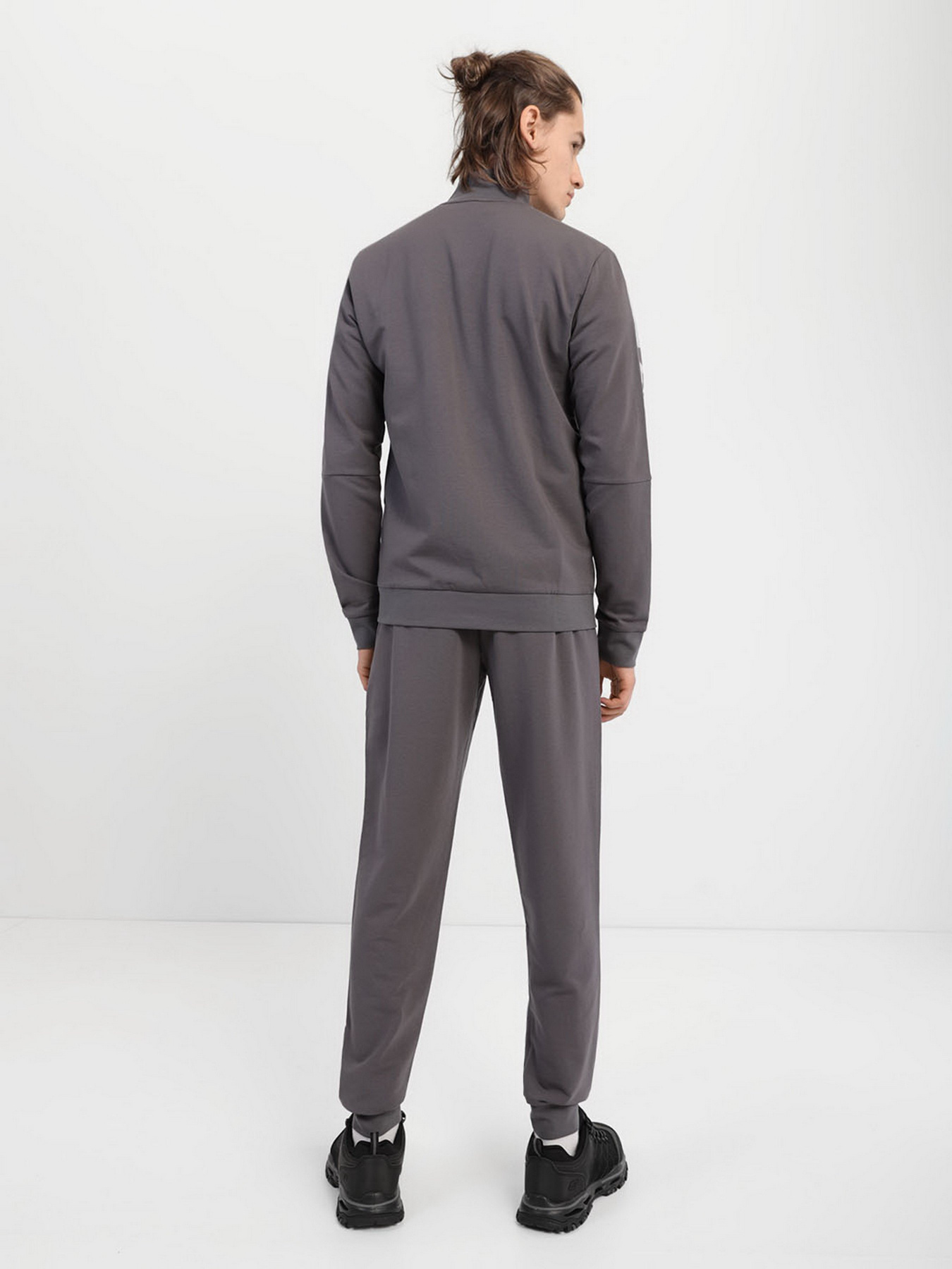 Спортивный костюм EA7 модель 6KPV56-PJ9FZ-1977 Спортивный костюм EA7 модель 6KPV56-PJ9FZ-1977 Фото