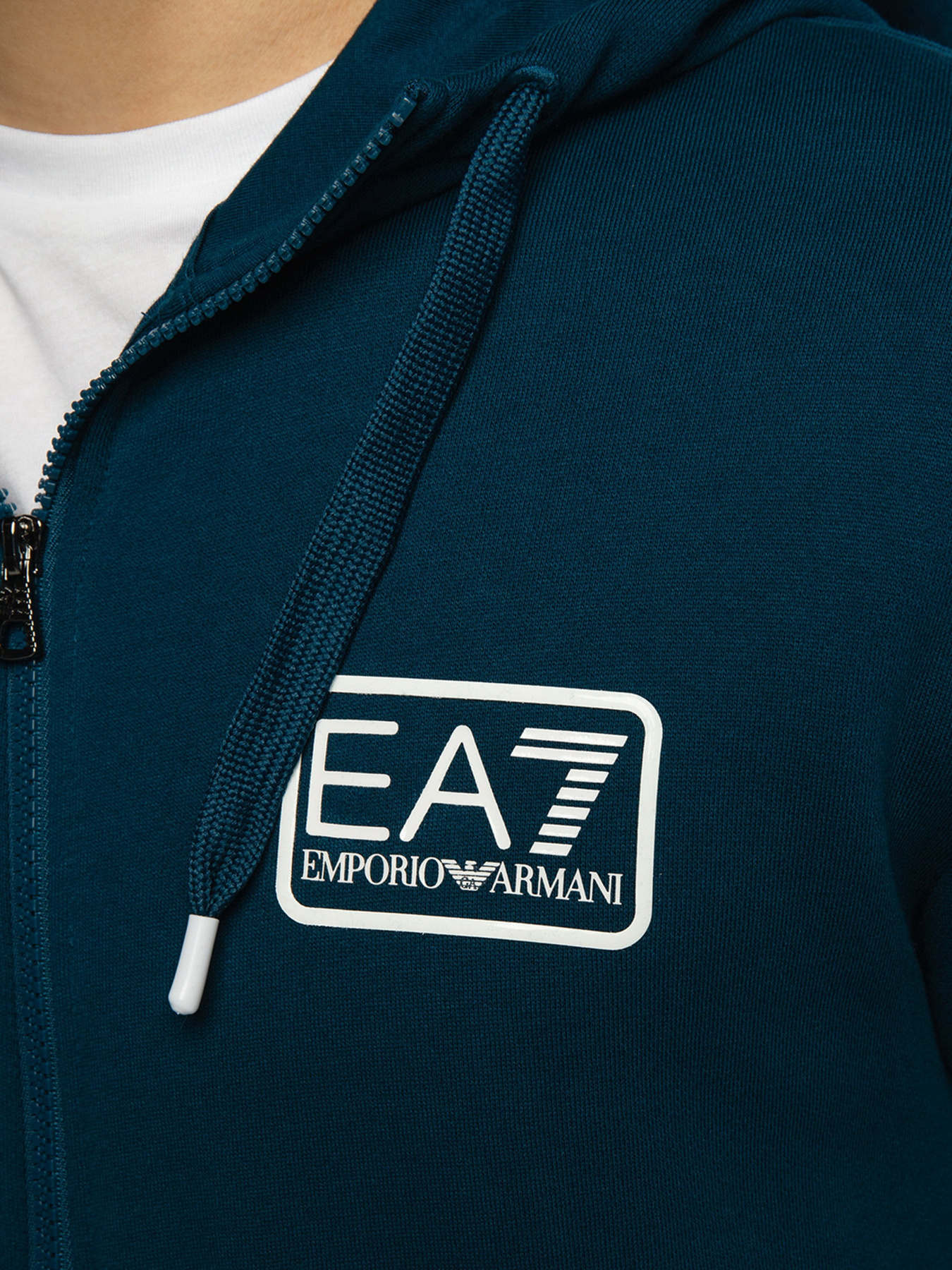 Спортивный костюм EA7 модель 6KPV68-PJ07Z-1544 Спортивный костюм EA7 модель 6KPV68-PJ07Z-1544 Фото