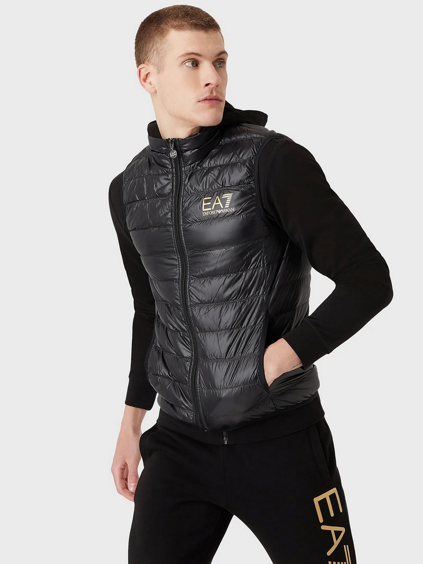 Утеплений жилет EA7 модель 8NPQ01-PN29Z-0208 Фото