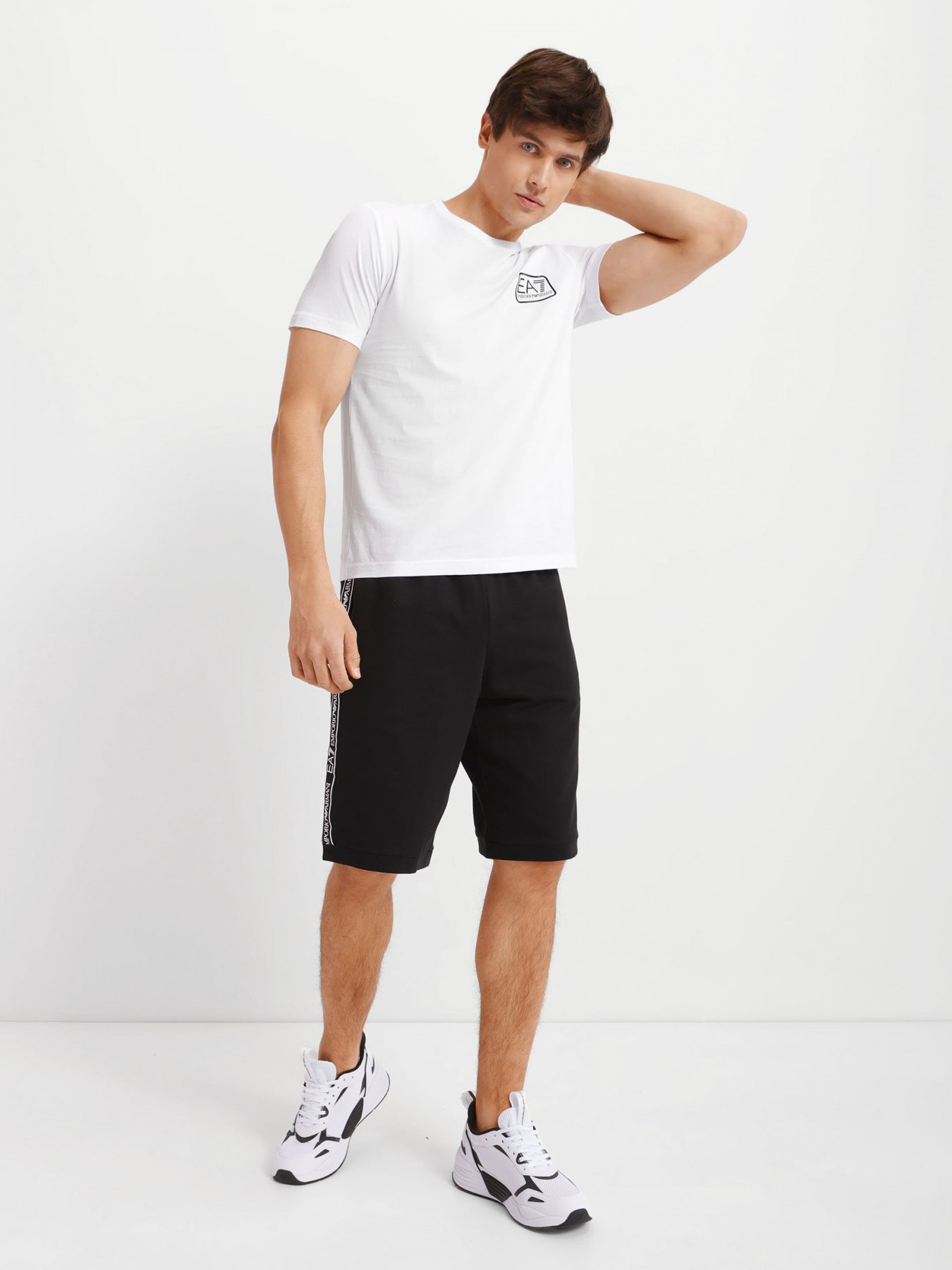 Повсякденні шорти EA7 модель 3LPS61-PJ05Z-0200 Фото