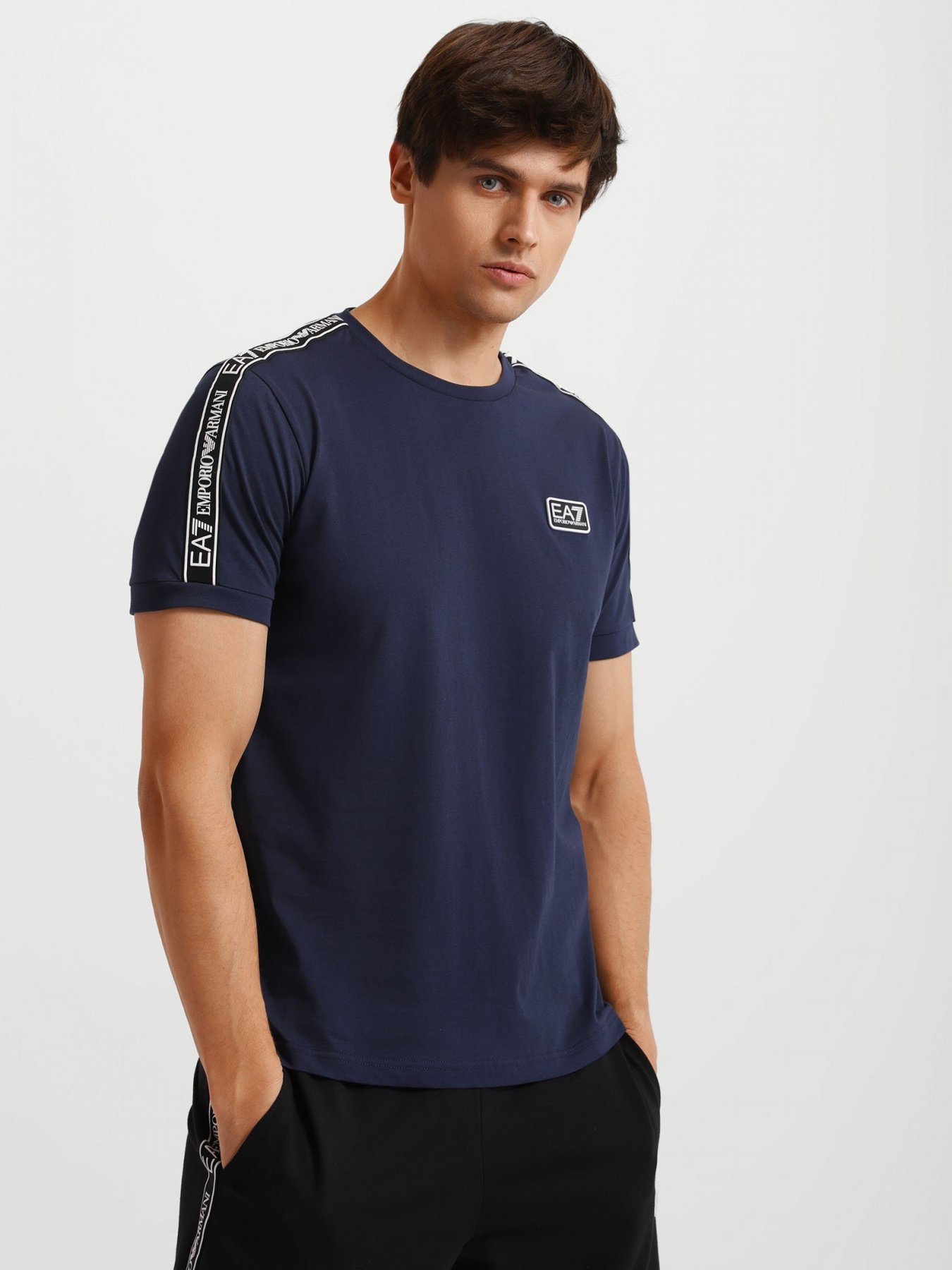 Футболка EA7 модель 3LPT18-PJ02Z-0554 Футболка EA7 модель 3LPT18-PJ02Z-0554 Фото