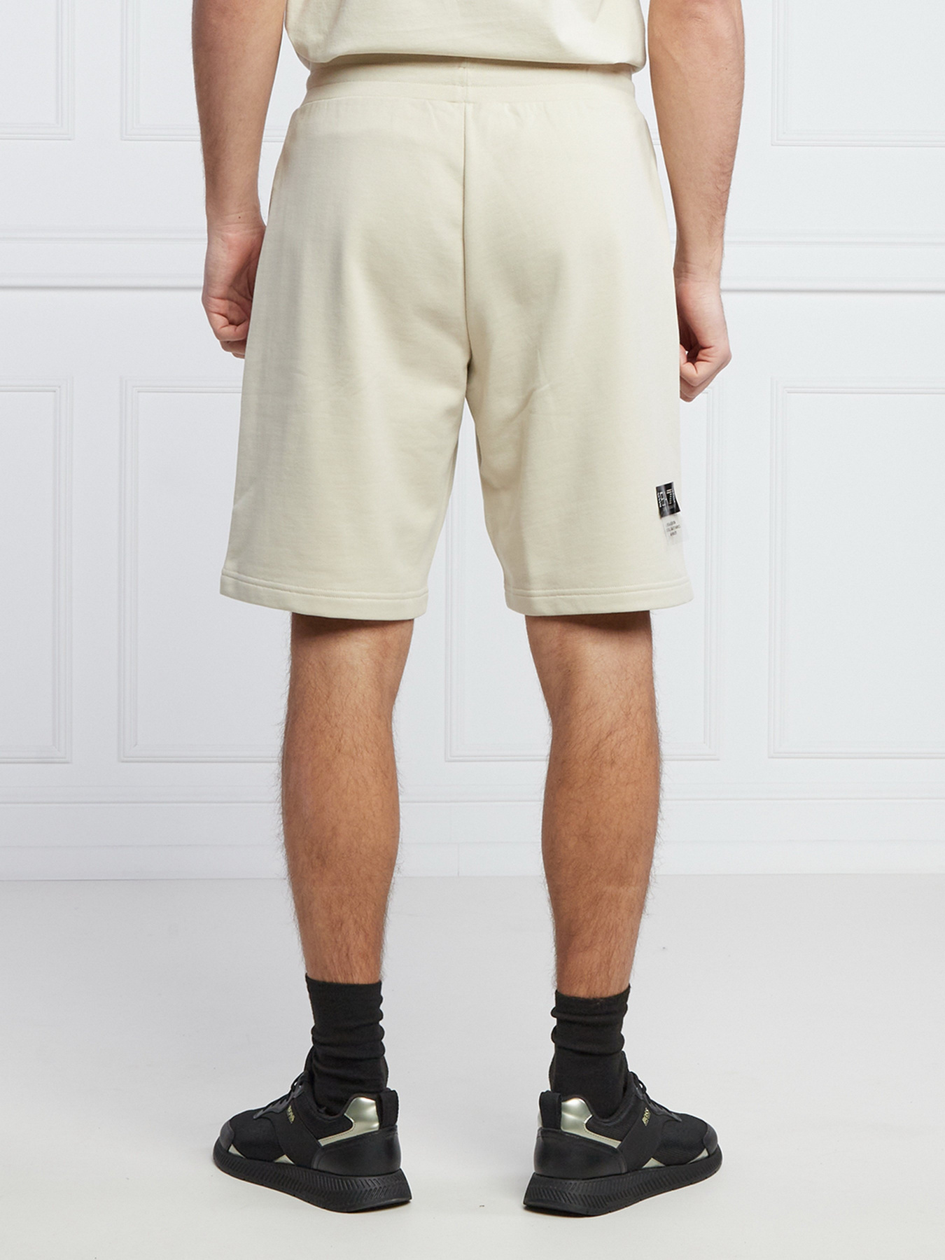 Шорты EA7 модель 3LPS60-PJ8VZ-1721 Фото