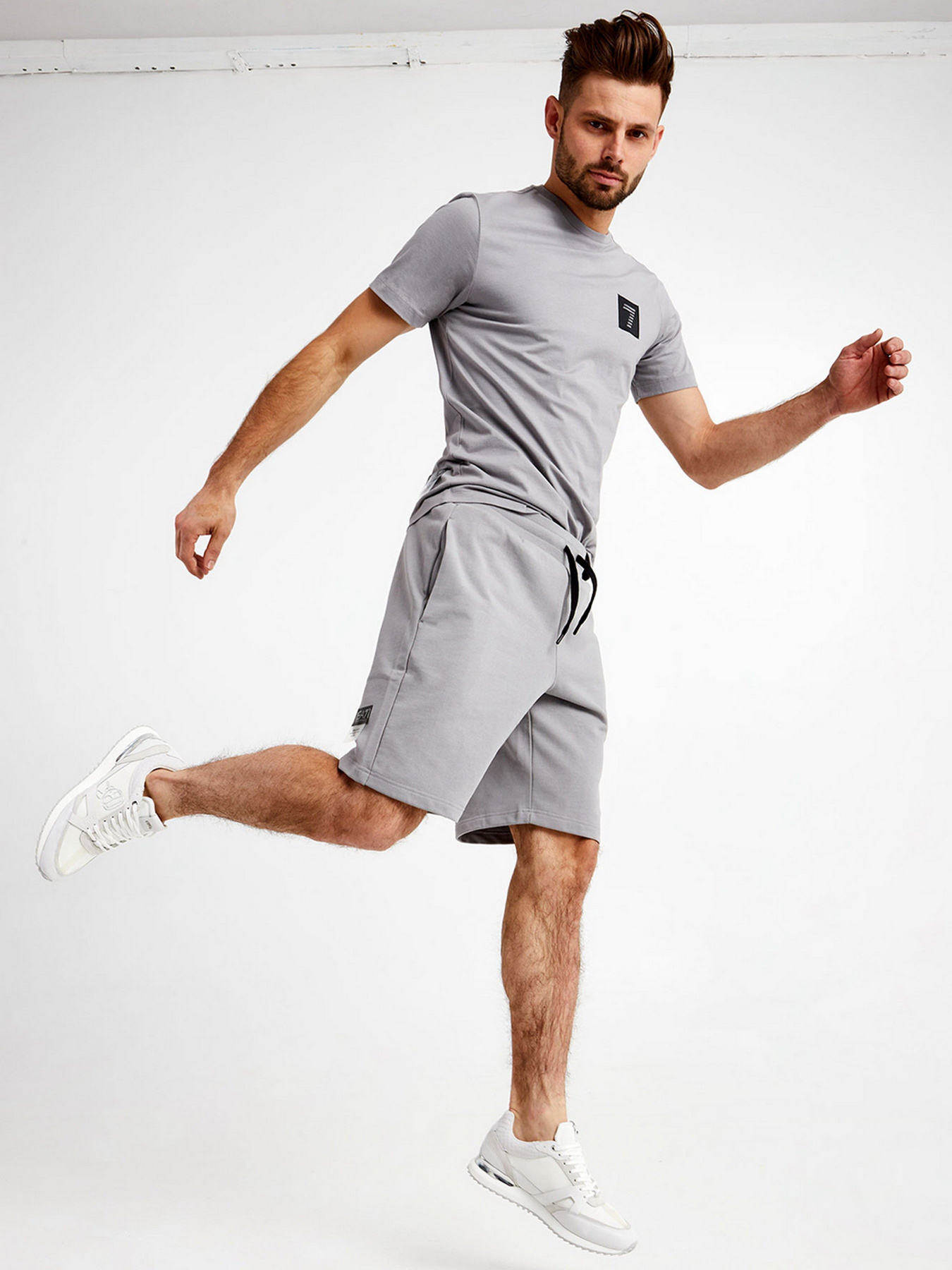 Шорти EA7 модель 3LPS60-PJ8VZ-1907 Фото