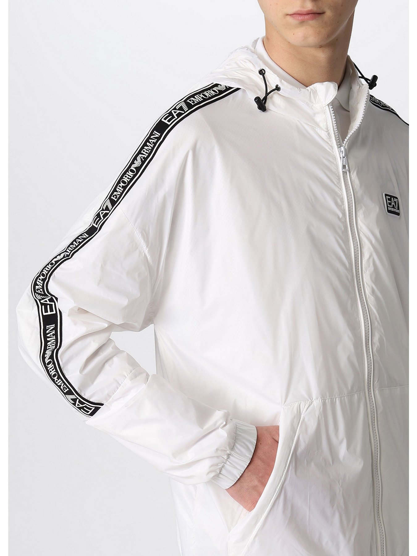 Вітровка EA7 модель 3LPB29-PNR4Z-0100 Фото