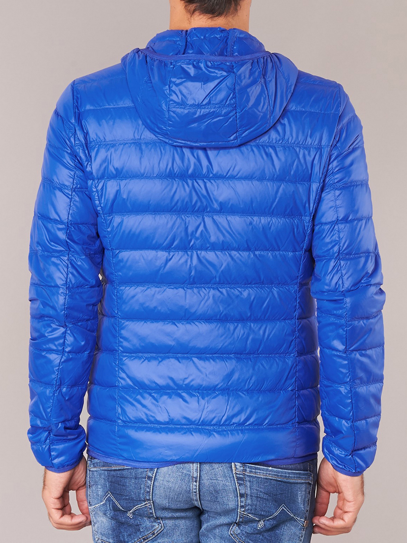 Пуховик EA7 модель 8NPB02-PN29Z-1597 Фото