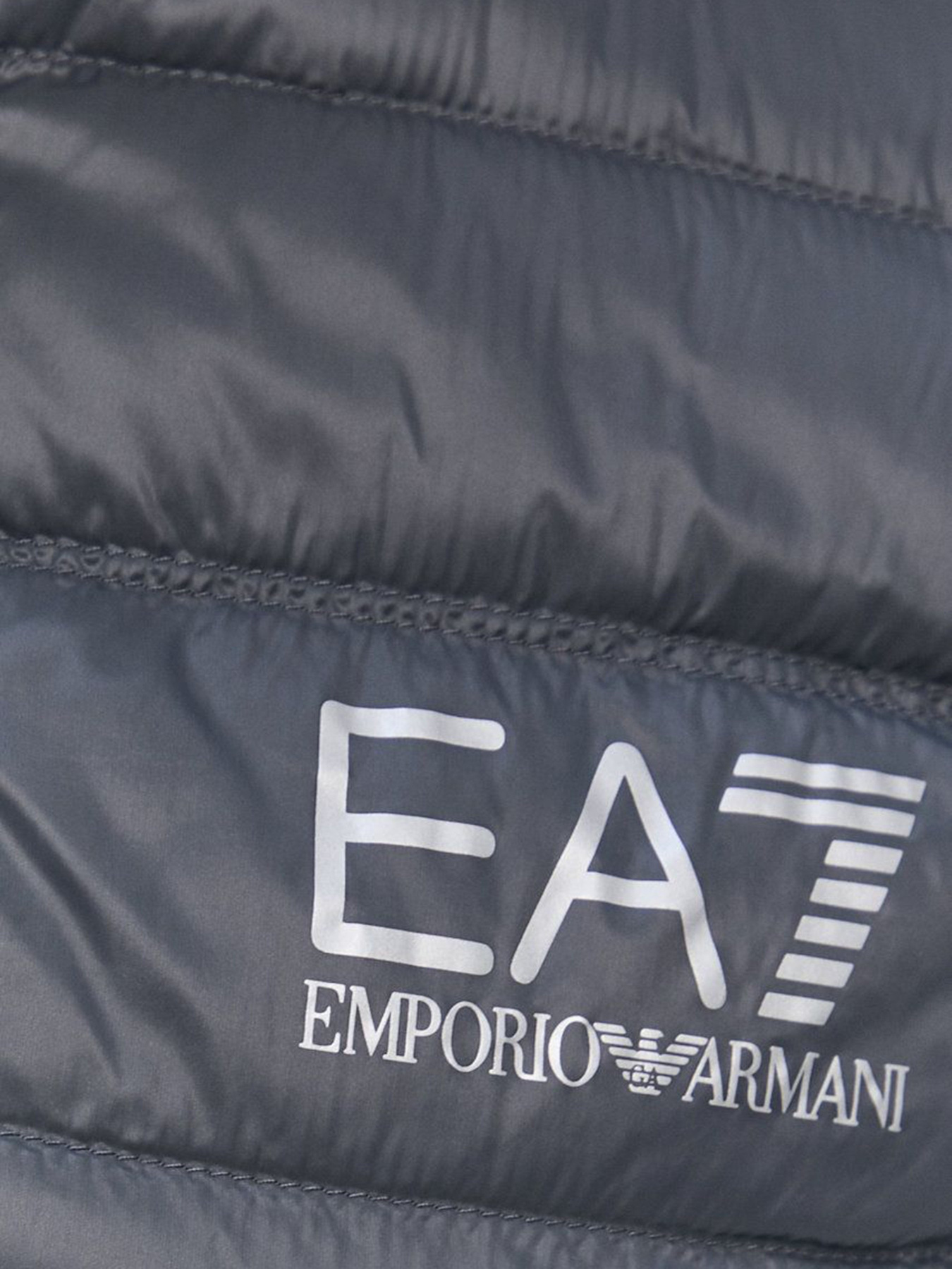 Жилет с утеплителем EA7 модель 8NPQ01-PN29Z-1977 Фото