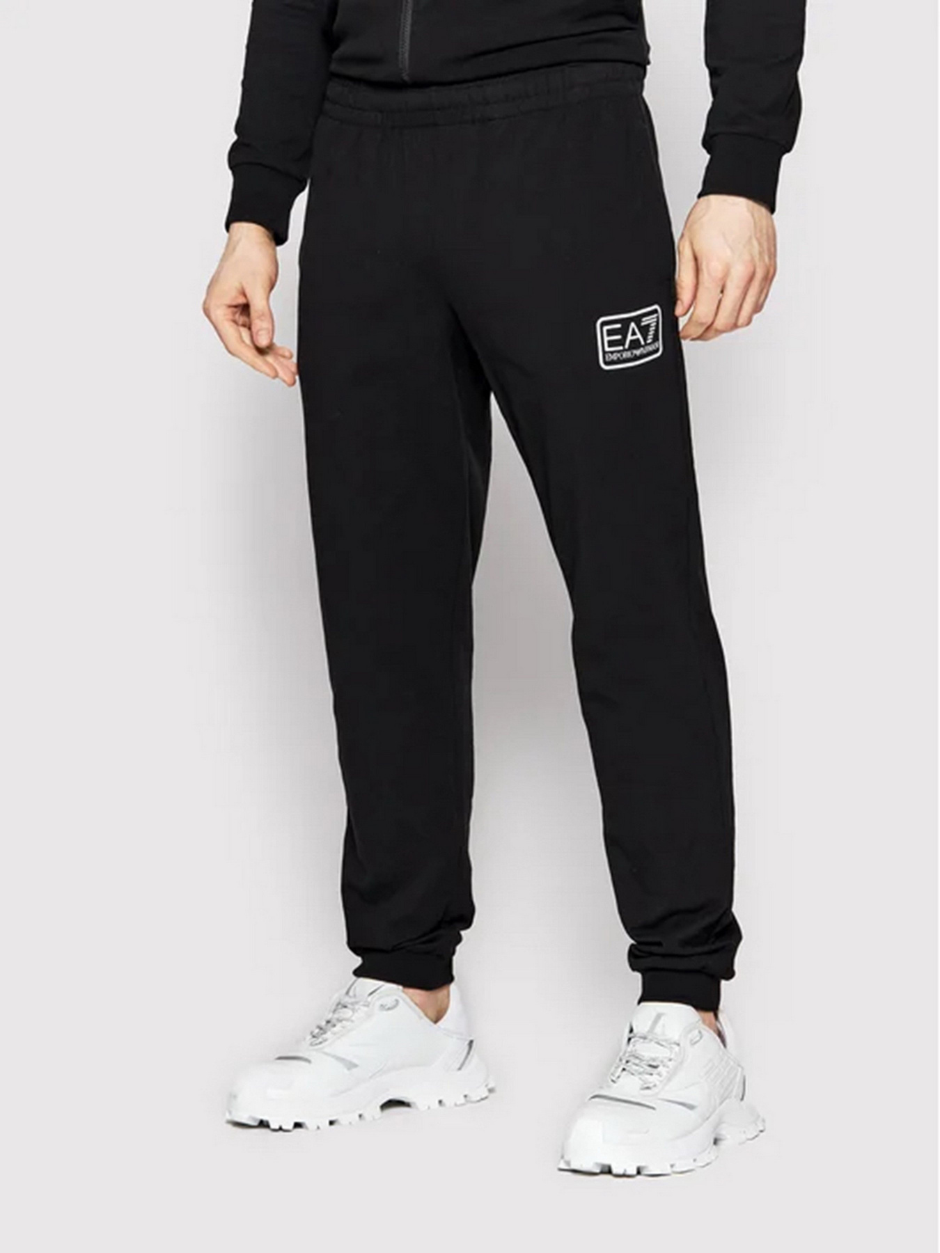 Спортивный костюм EA7 модель 3LPV51-PJCSZ-1200 Спортивный костюм EA7 модель 3LPV51-PJCSZ-1200 Фото