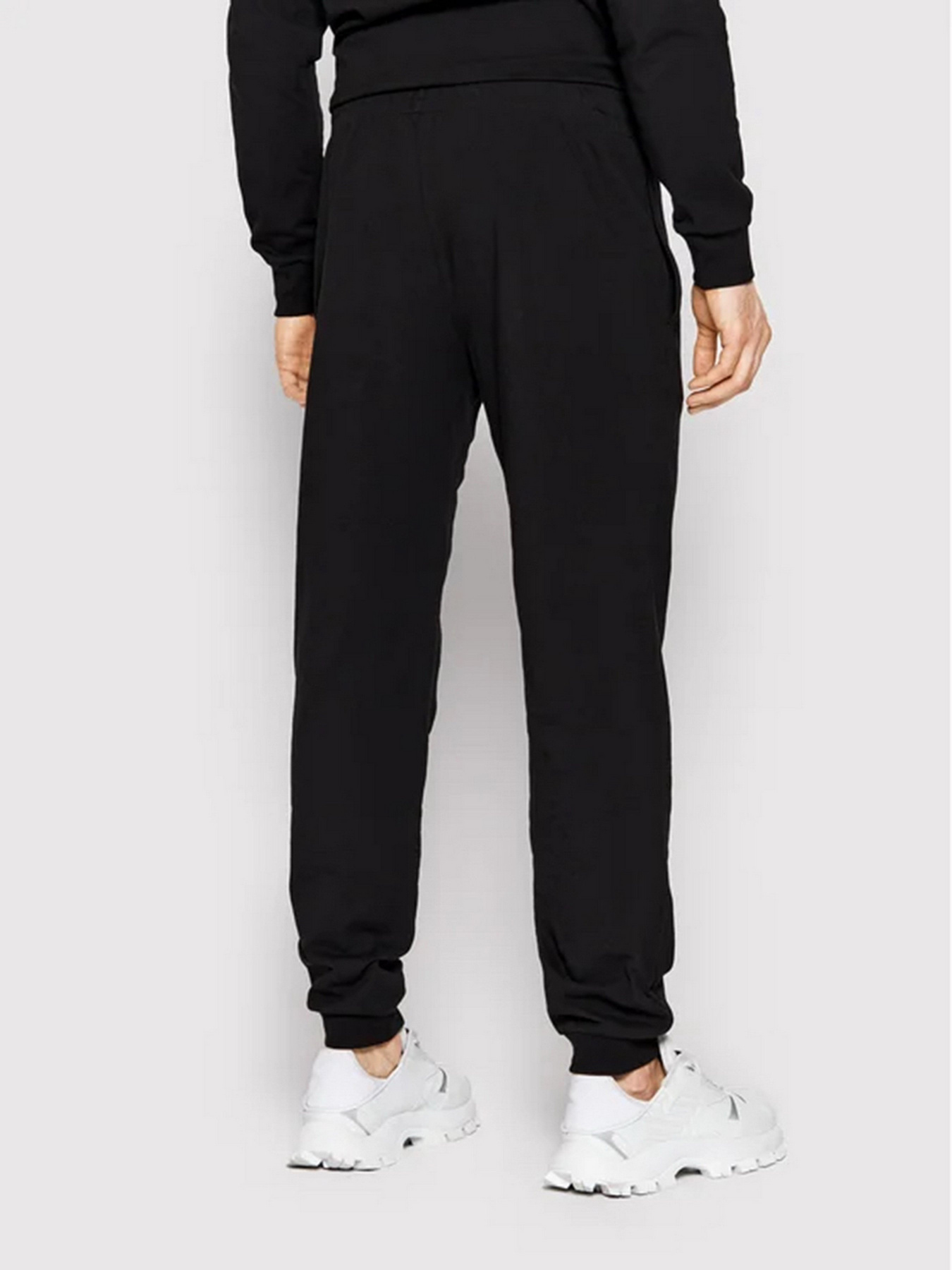 Спортивный костюм EA7 модель 3LPV51-PJCSZ-1200 Спортивный костюм EA7 модель 3LPV51-PJCSZ-1200 Фото