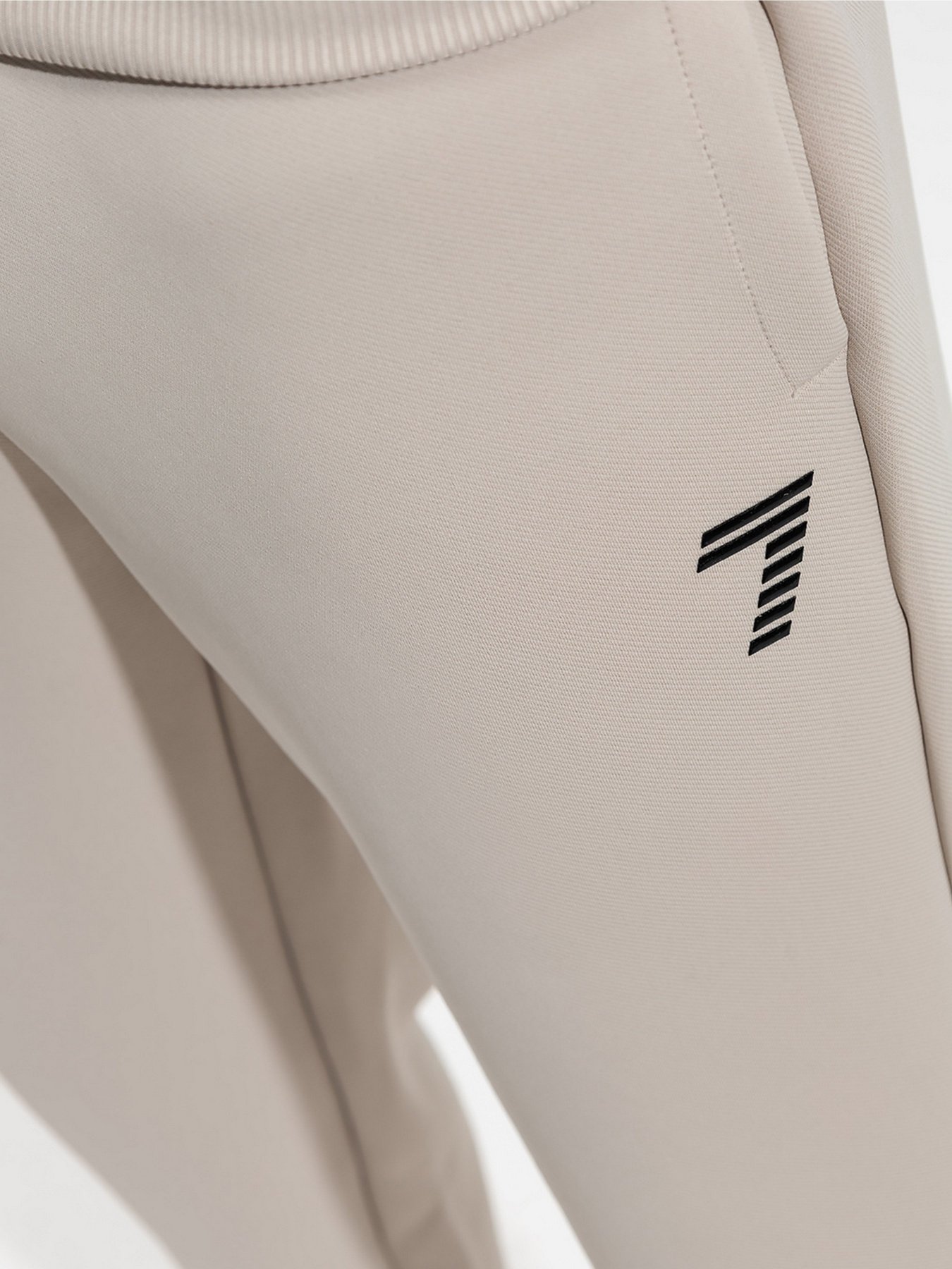 Спортивні штани EA7 модель 6LPP58-PJHFZ-1716 Фото