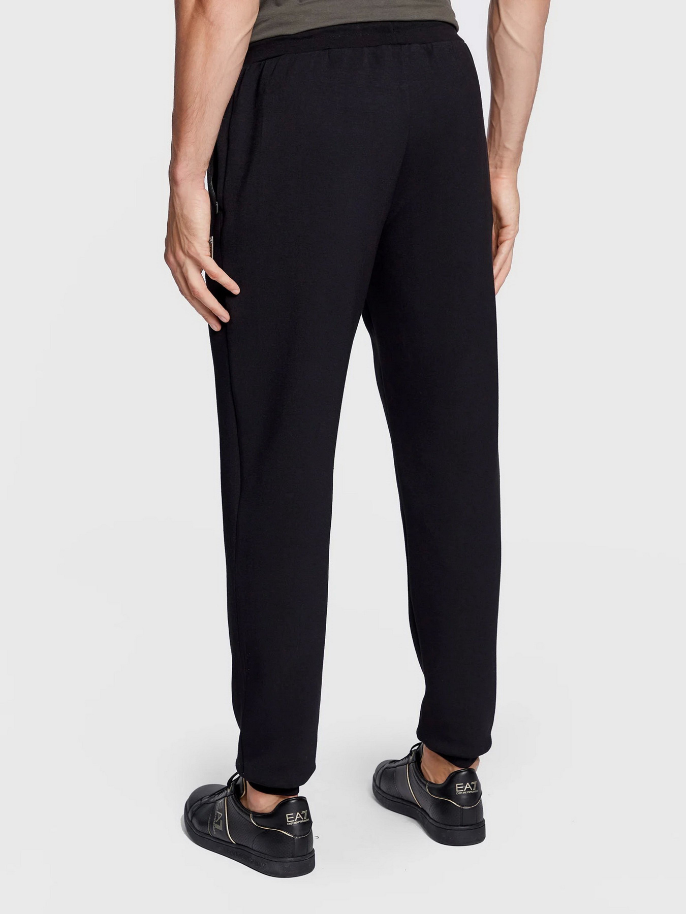 Спортивні штани EA7 модель 6LPP70-PJHVZ-1200 Спортивні штани EA7 модель 6LPP70-PJHVZ-1200 Фото