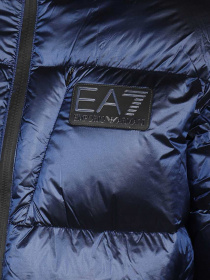 Пуховик EA7 модель 6LPB41-PN2MZ-0596 Фото