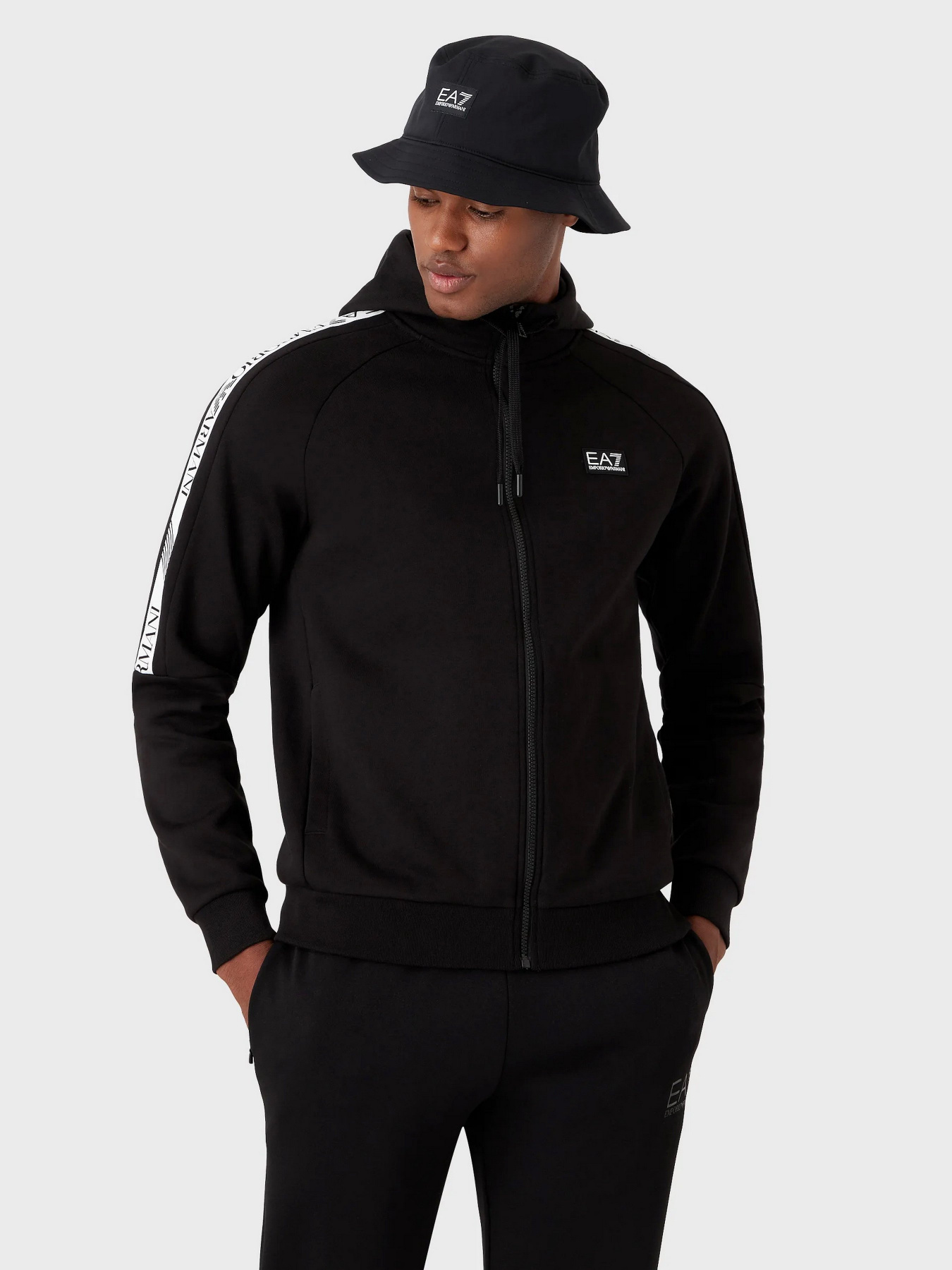 Кофта EA7 Logo Series модель 6LPMAC-PJ07Z-1200 Фото