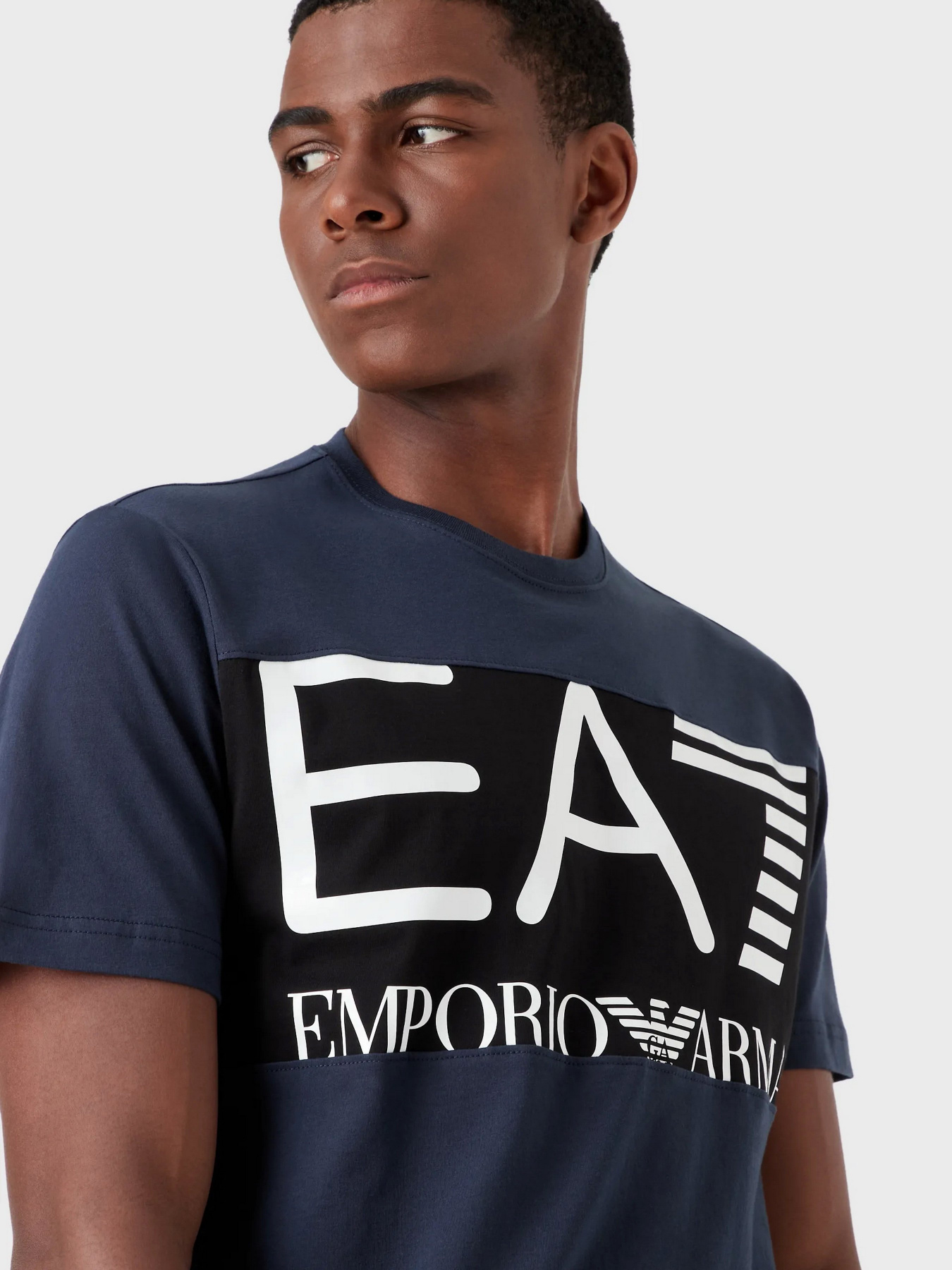 Футболка EA7 Logo Series модель 6LPT24-PJ7CZ-1554 Футболка EA7 Logo Series модель 6LPT24-PJ7CZ-1554 Фото