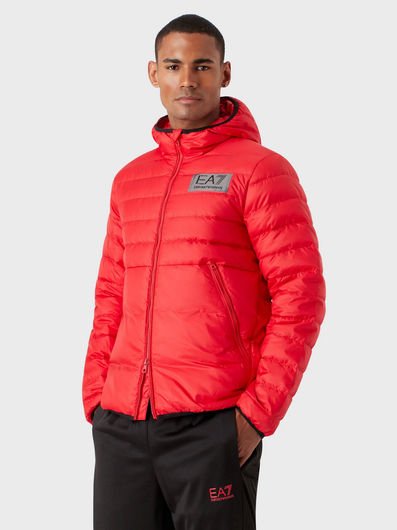 Пуховик EA7 модель 6LPB16-PN5ZZ-1451 Пуховик EA7 модель 6LPB16-PN5ZZ-1451 Фото