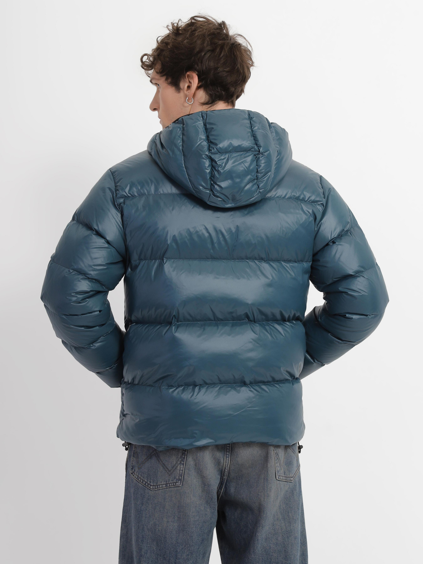 Пуховик EA7 модель 6LPB53-PNR4Z-1857 Пуховик EA7 модель 6LPB53-PNR4Z-1857 Фото