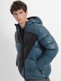 Пуховик EA7 модель 6LPB53-PNR4Z-1857 Пуховик EA7 модель 6LPB53-PNR4Z-1857 Фото