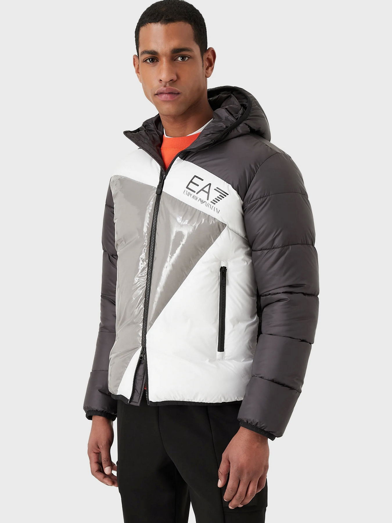 Зимняя куртка EA7 модель 6LPB60-PN5ZZ-1200 Фото