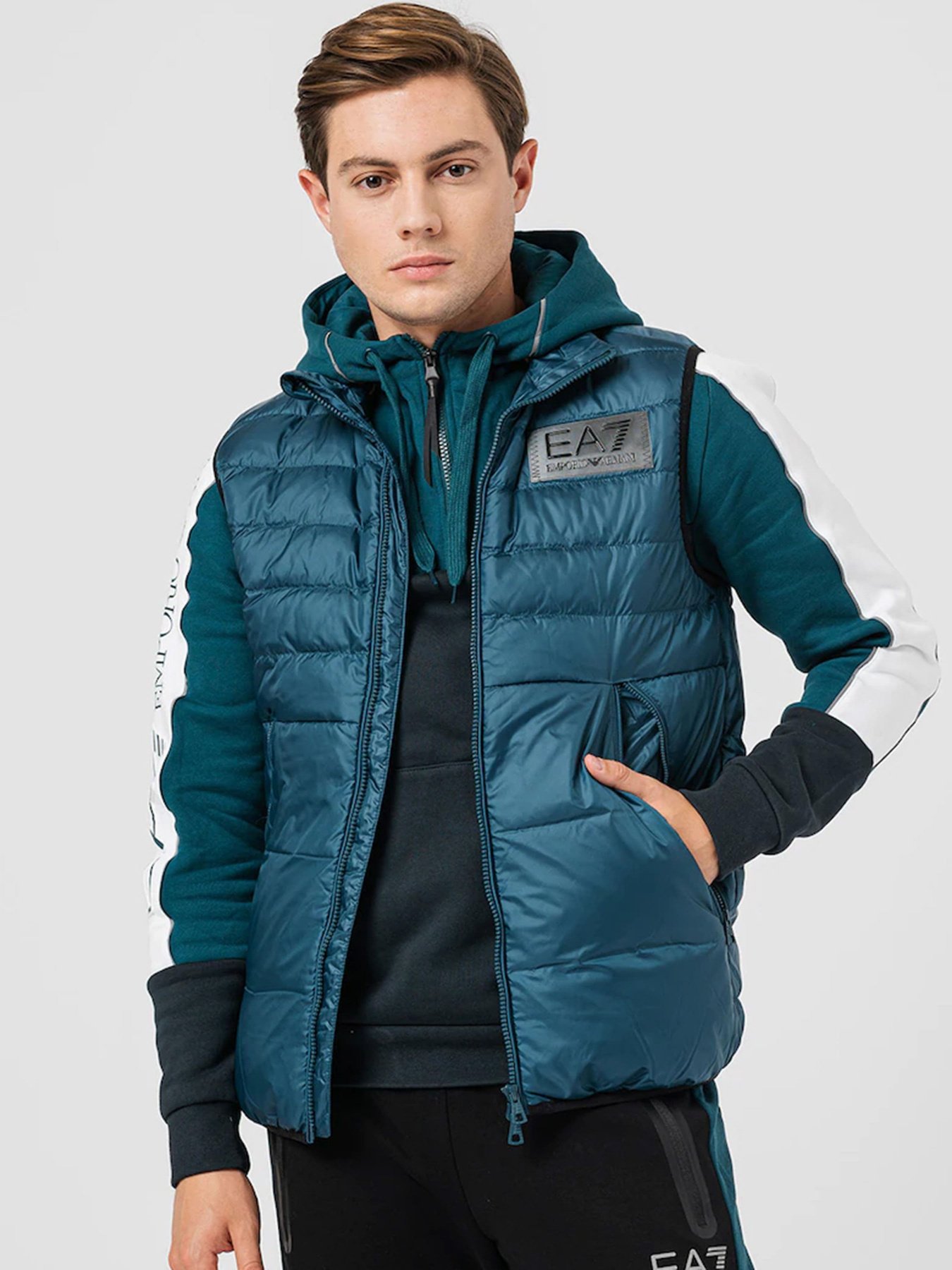 Утеплений жилет EA7 модель 6LPQ02-PN5ZZ-1857 Фото