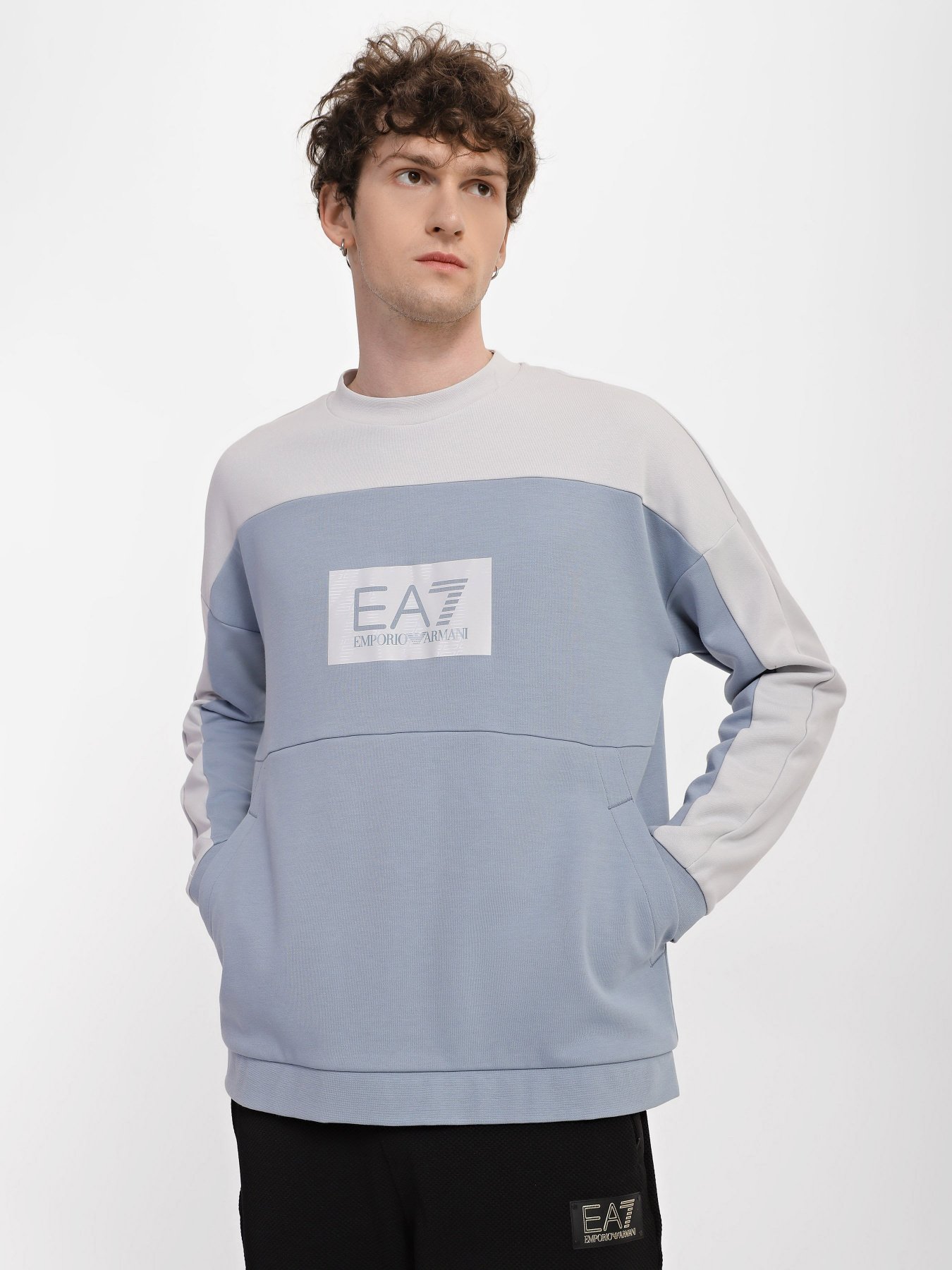 Свитшот EA7 Tonal Block модель 3RPM27-PJF3Z-1506 Фото