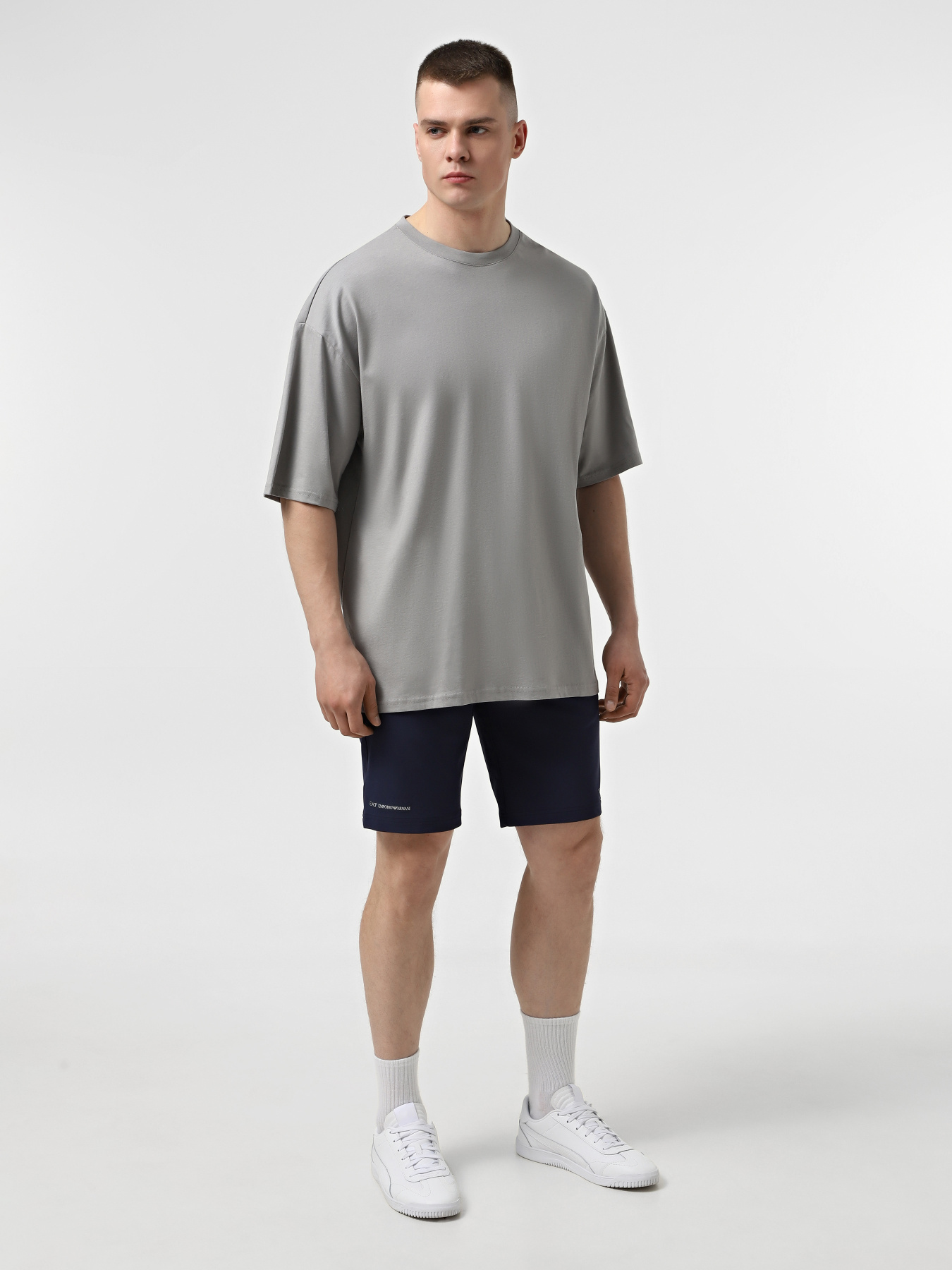 Повседневные шорты EA7 Golf Pro модель 3RPS02-PNCCZ-1554 Фото