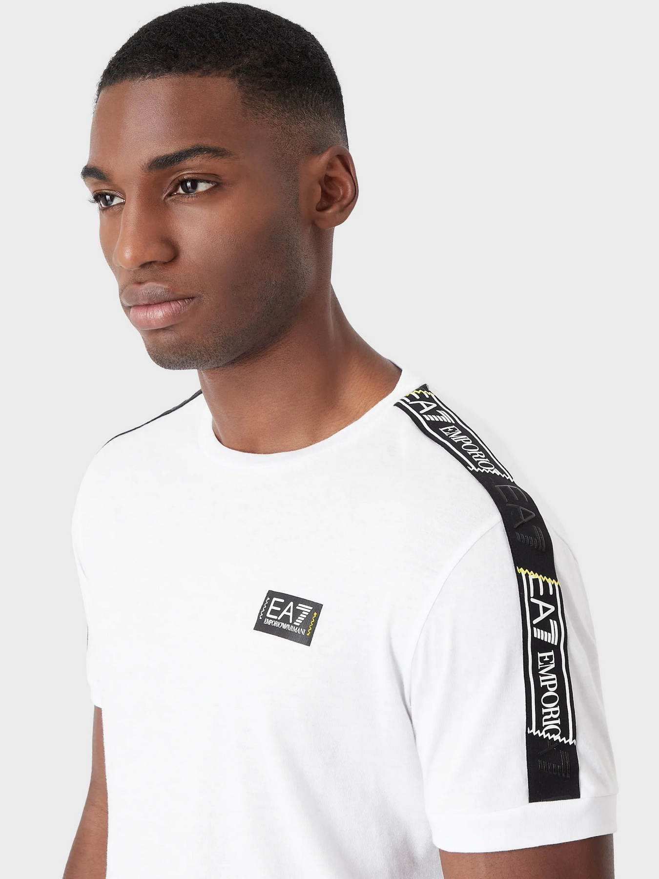 Футболка EA7 Logo Series модель 3RPT06-PJ02Z-1100 Фото