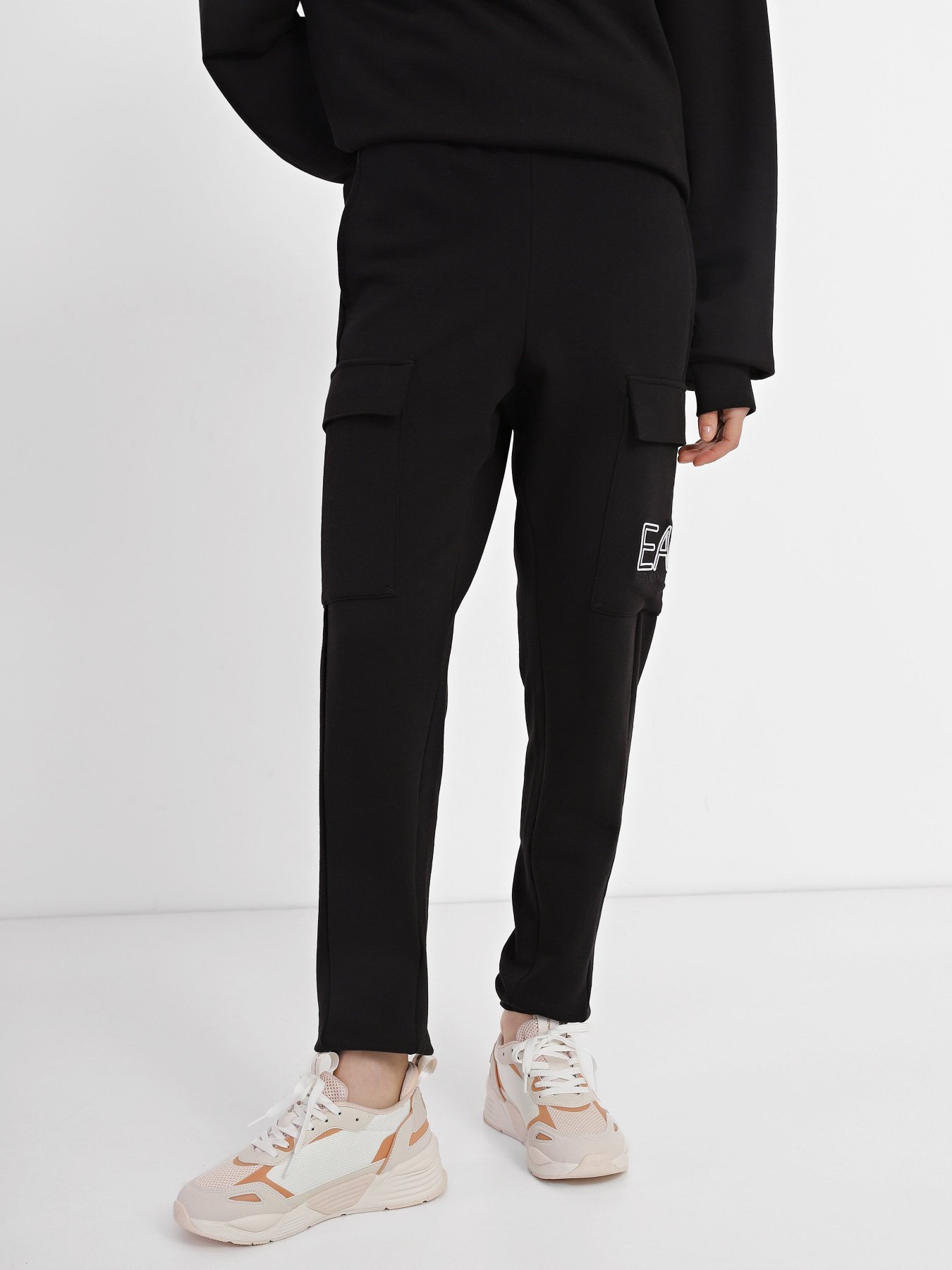 Спортивні штани EA7 Logo Series модель 3RUP54-PJEQZ-0200 Фото