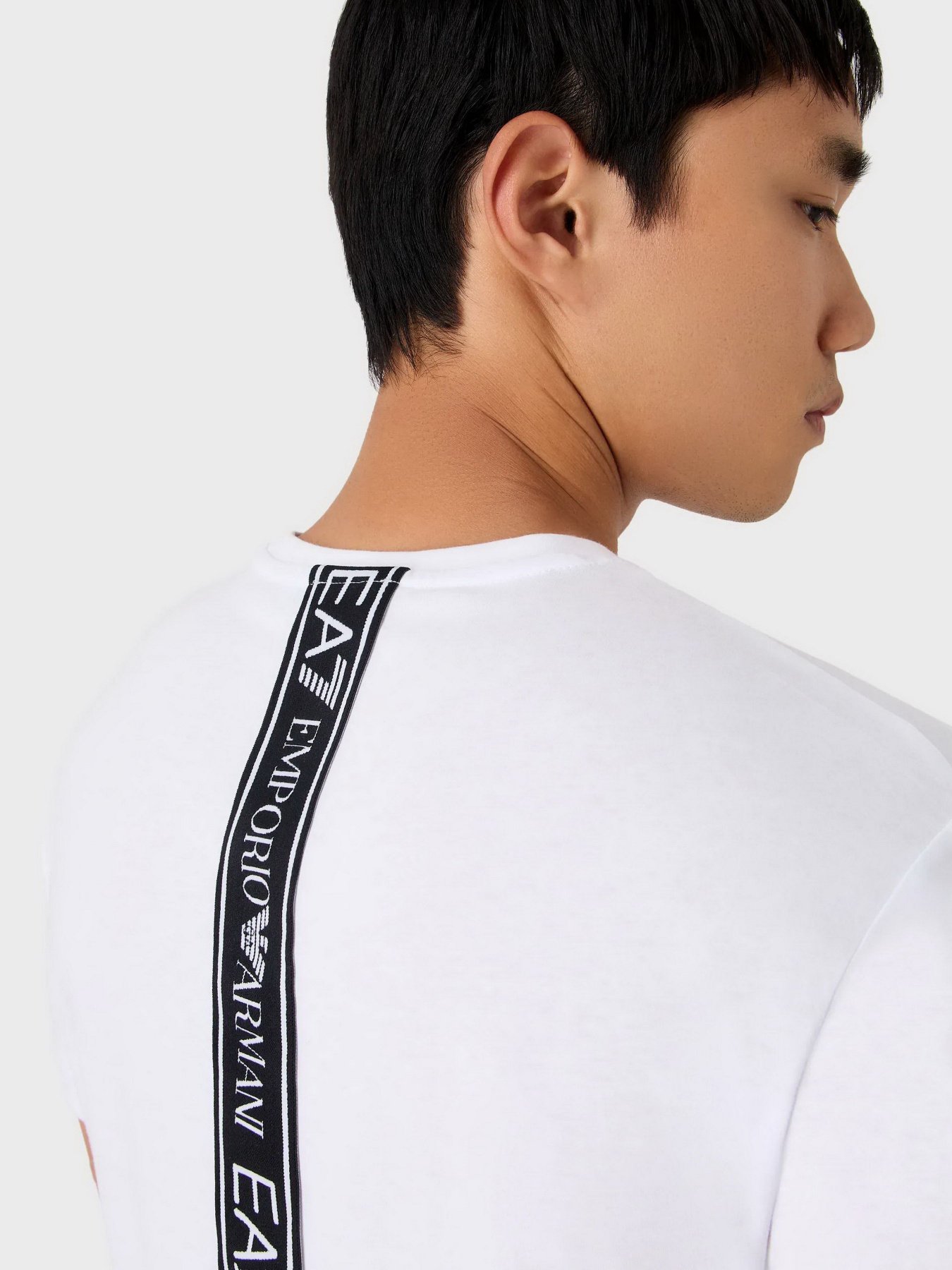 Футболка EA7 Logo Series модель 6RPT02-PJ02Z-1100 Фото