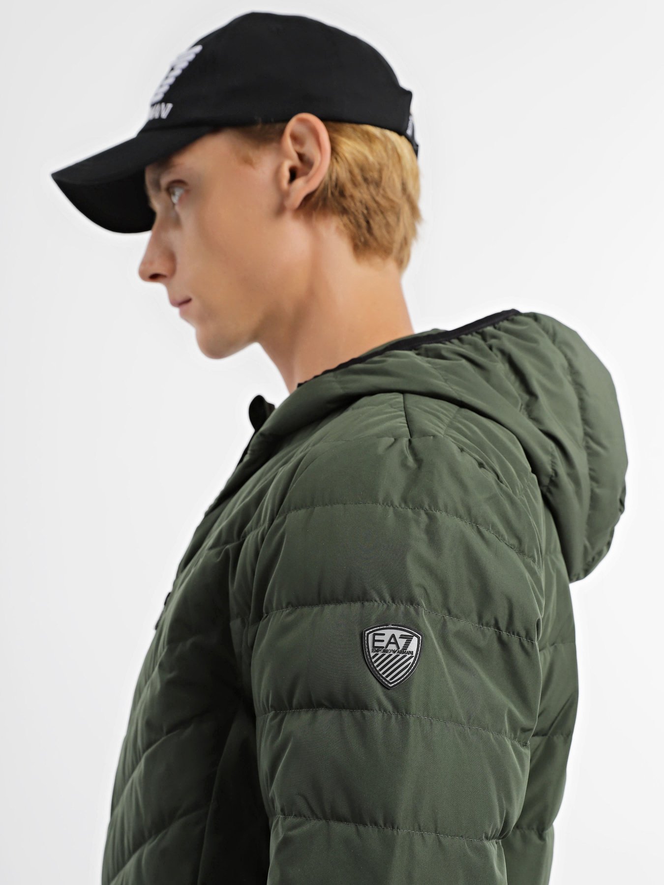 Пуховик EA7 Premium Shield модель 8NPB14-PNE1Z-1845 Фото