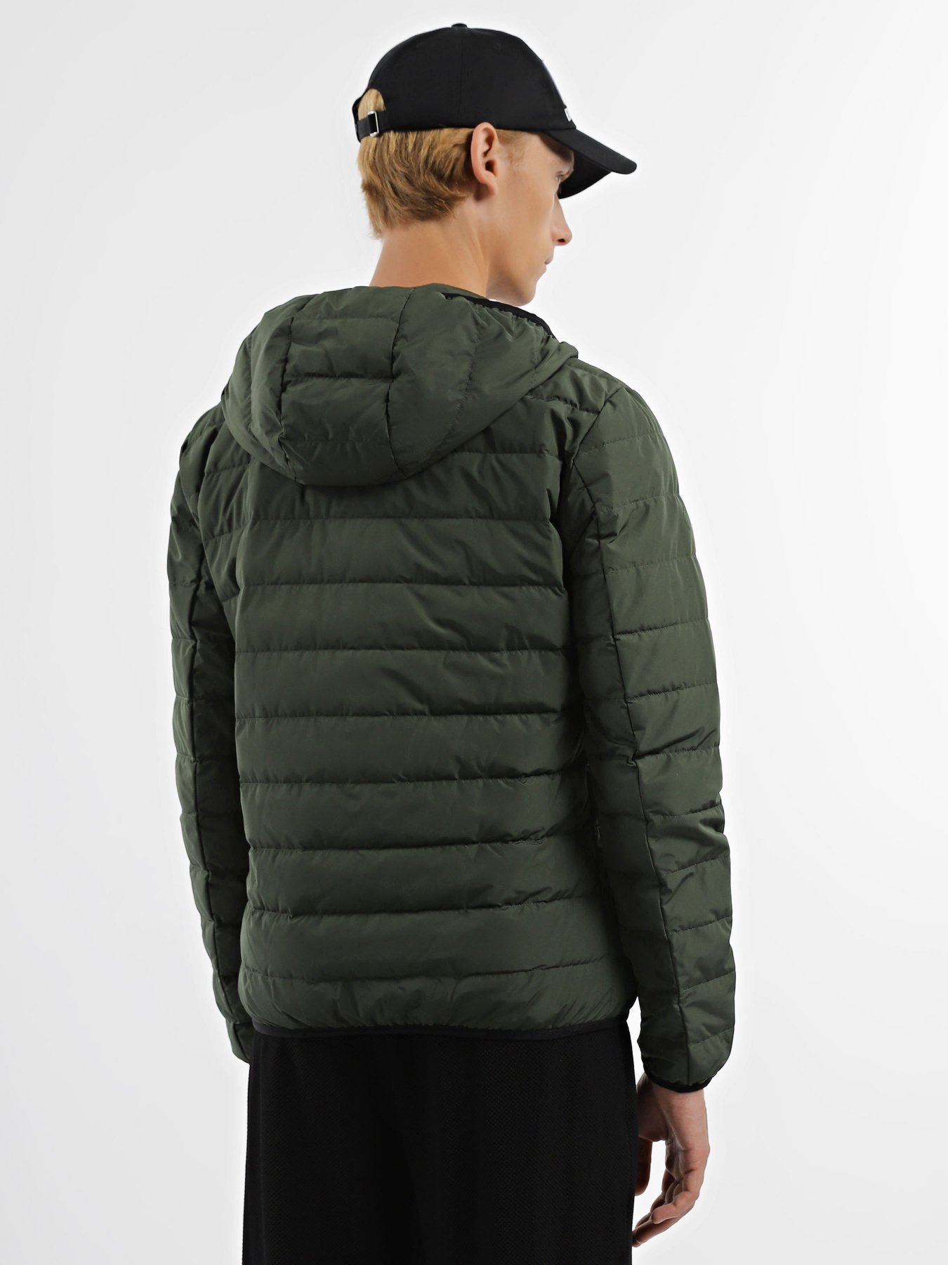 Пуховик EA7 Premium Shield модель 8NPB14-PNE1Z-1845 Фото